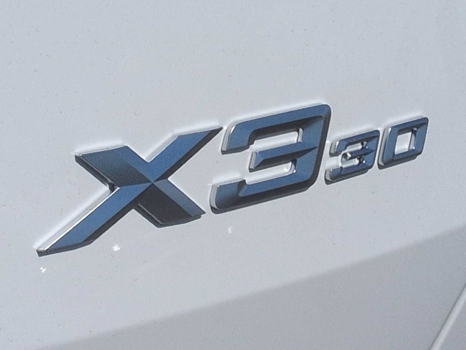 Thumbnail: 2026 BMW X3 - 13