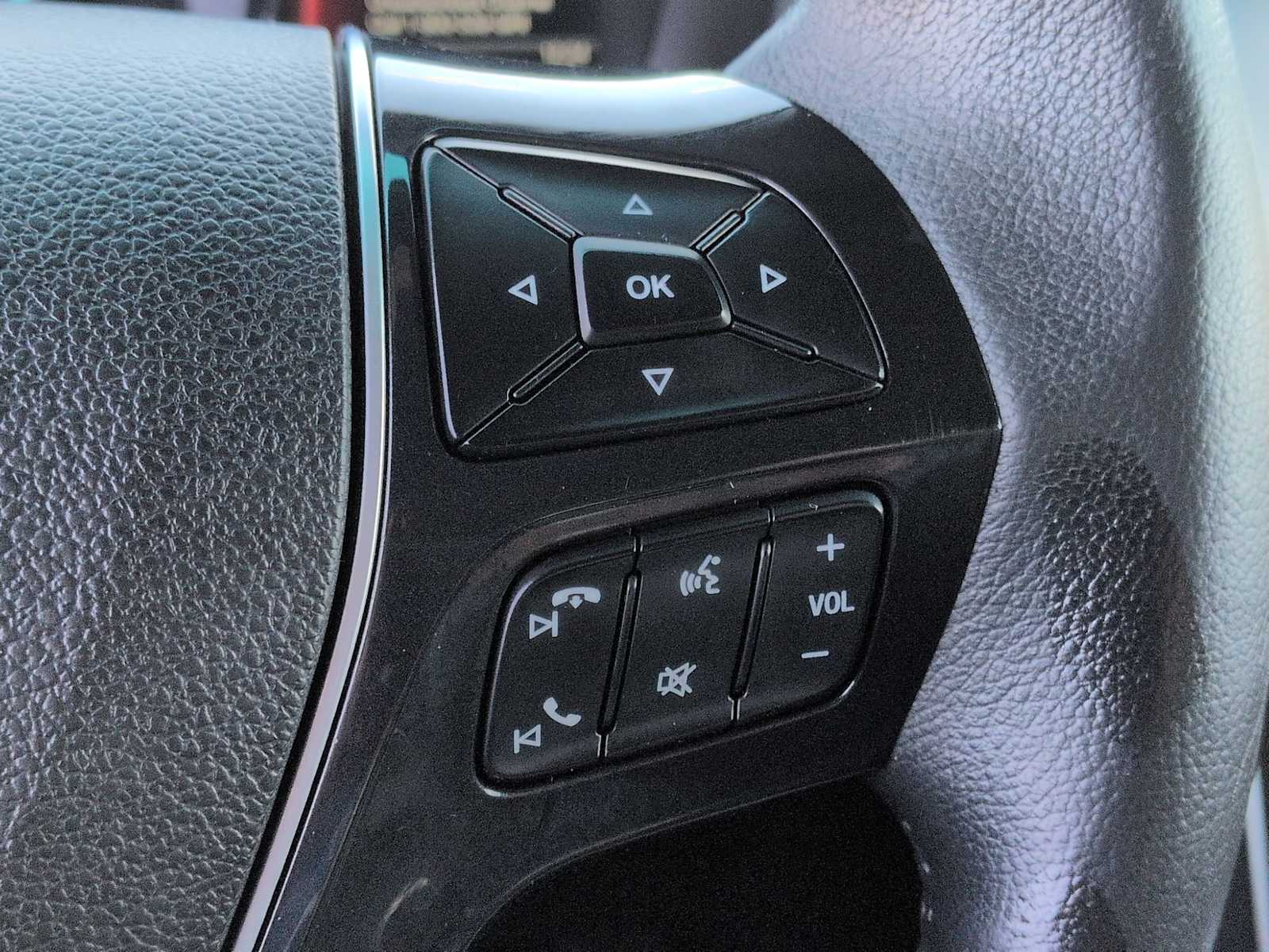 Thumbnail: 2016 Ford Explorer - 26