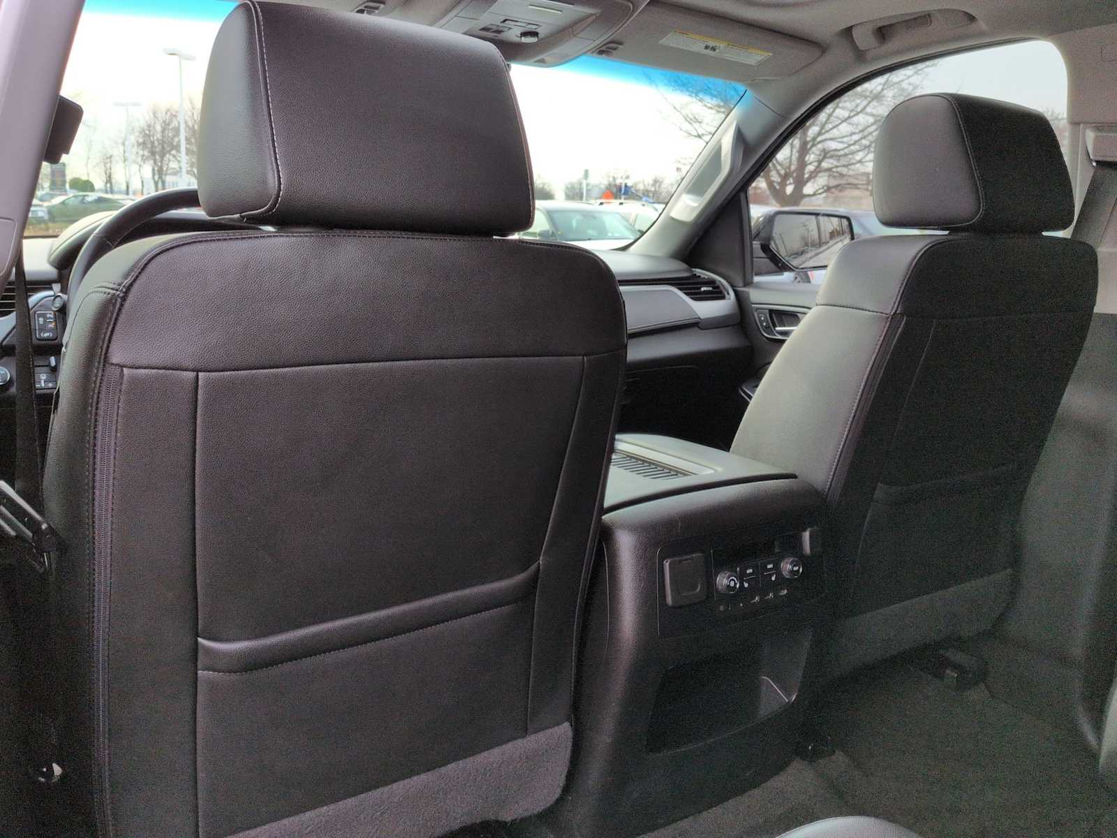 Thumbnail: 2018 Chevrolet Tahoe - 19