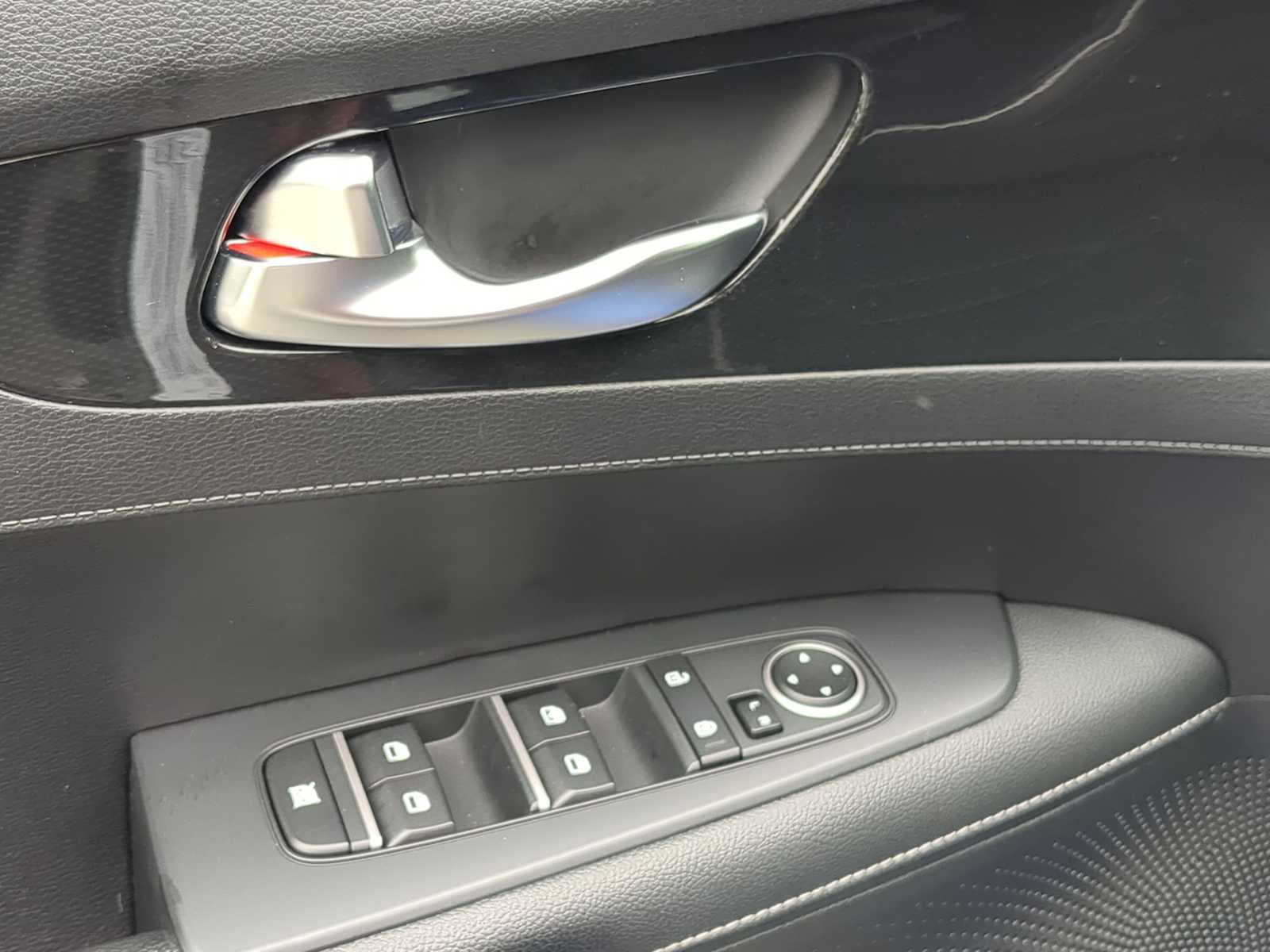 Thumbnail: 2021 Kia Forte - 18