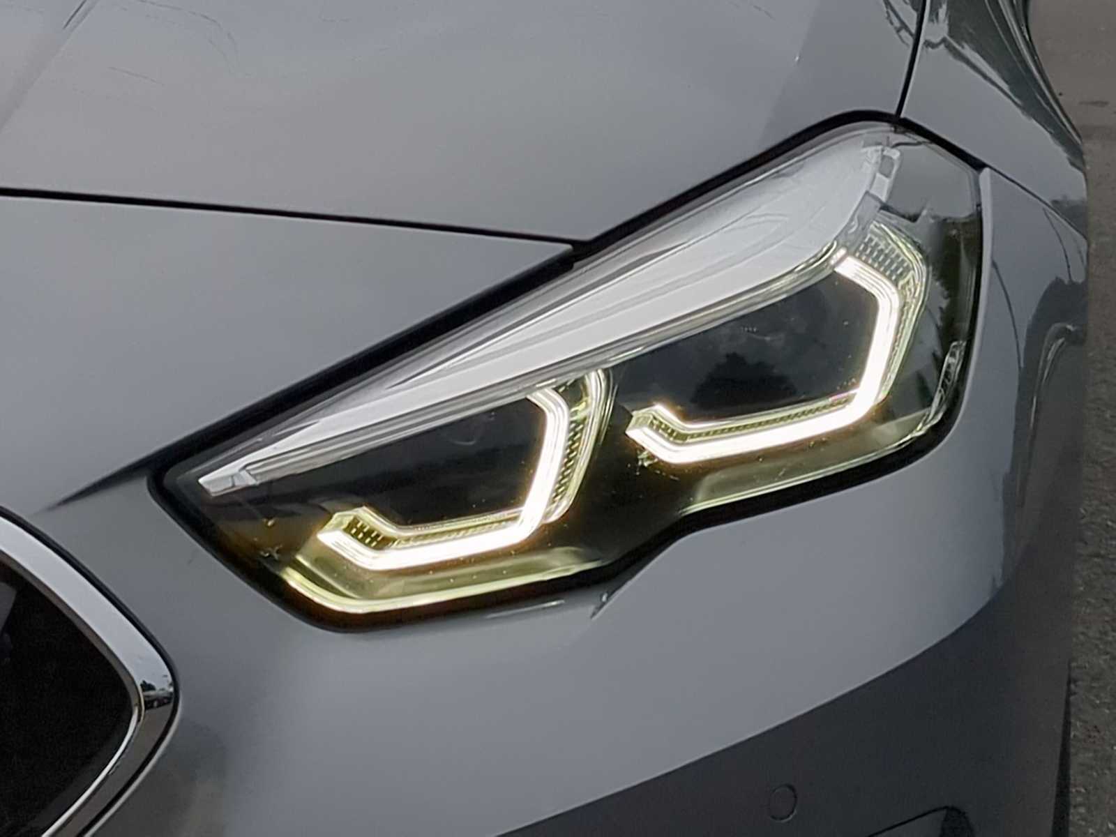 Thumbnail: 2024 BMW 2 Series - 11