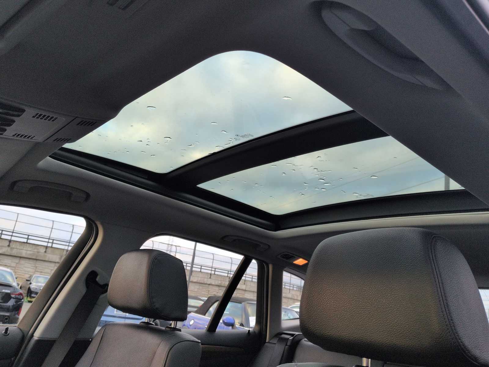 Thumbnail: 2015 BMW X1 - 20