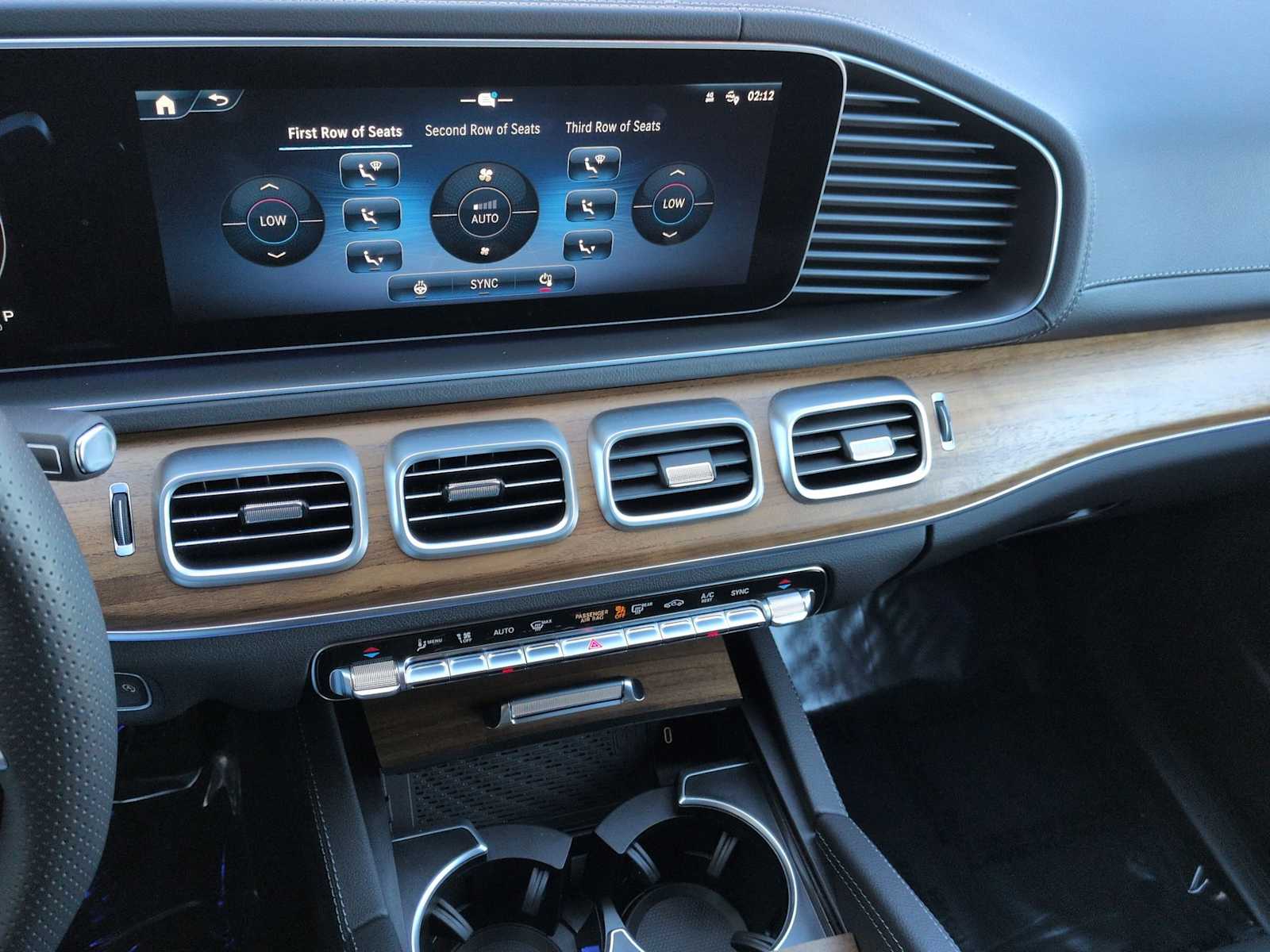 Thumbnail: 2025 Mercedes-Benz GLS - 30