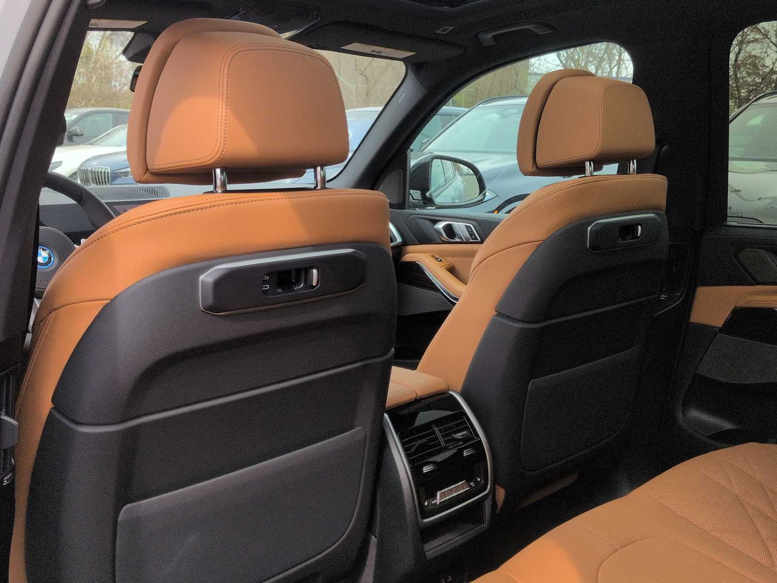 Thumbnail: 2026 BMW X5 - 19