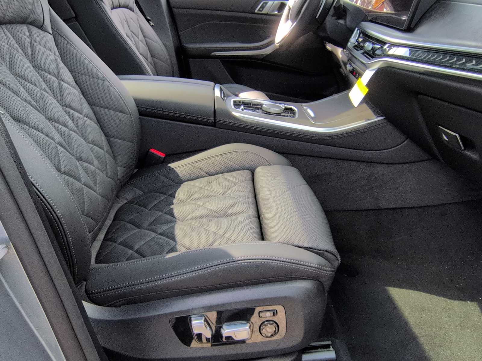 Thumbnail: 2026 BMW X5 - 24