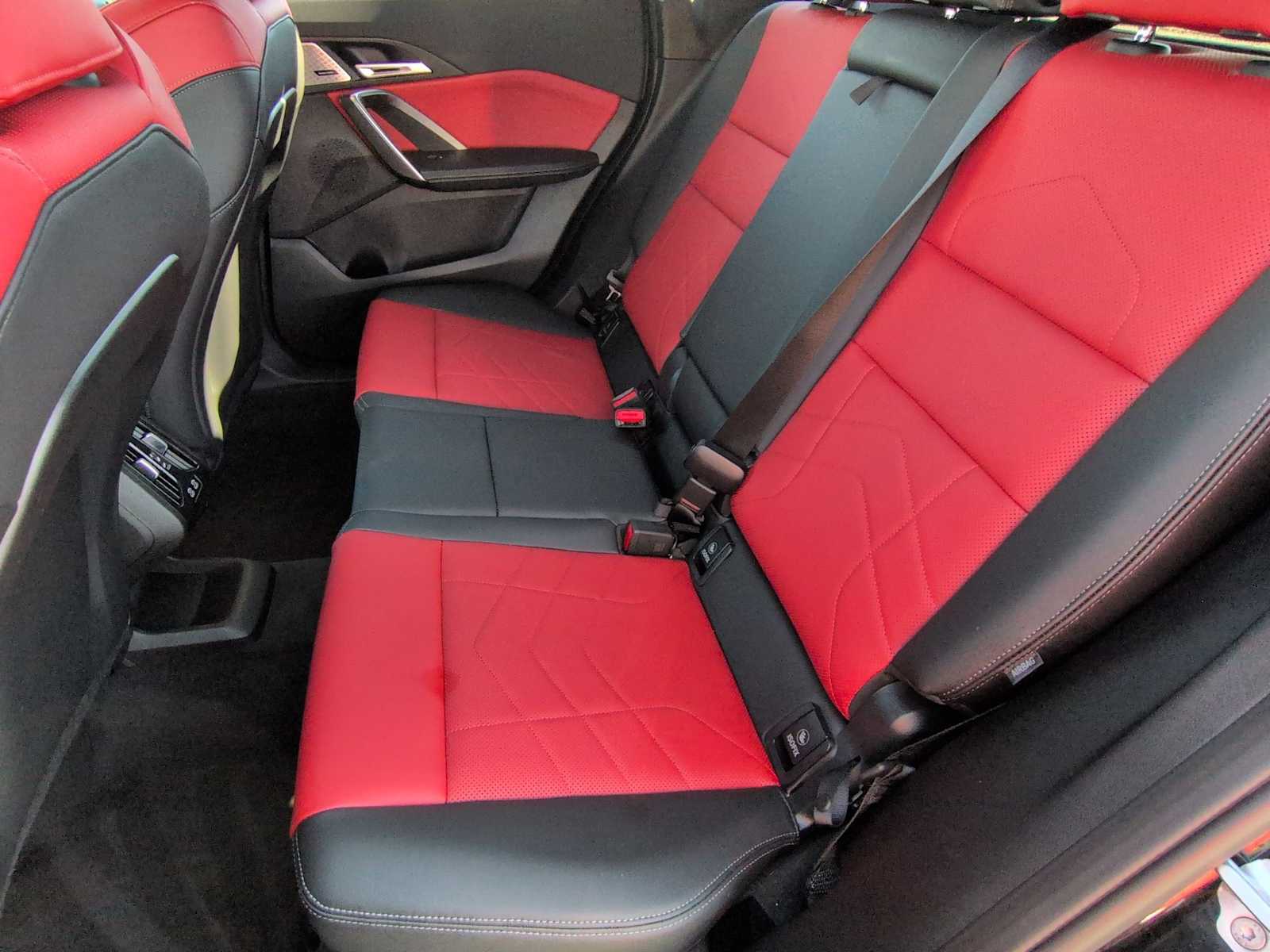 Thumbnail: 2025 BMW X1 - 19