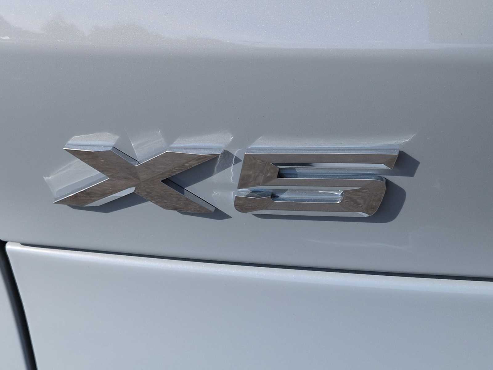 Thumbnail: 2026 BMW X5 - 13