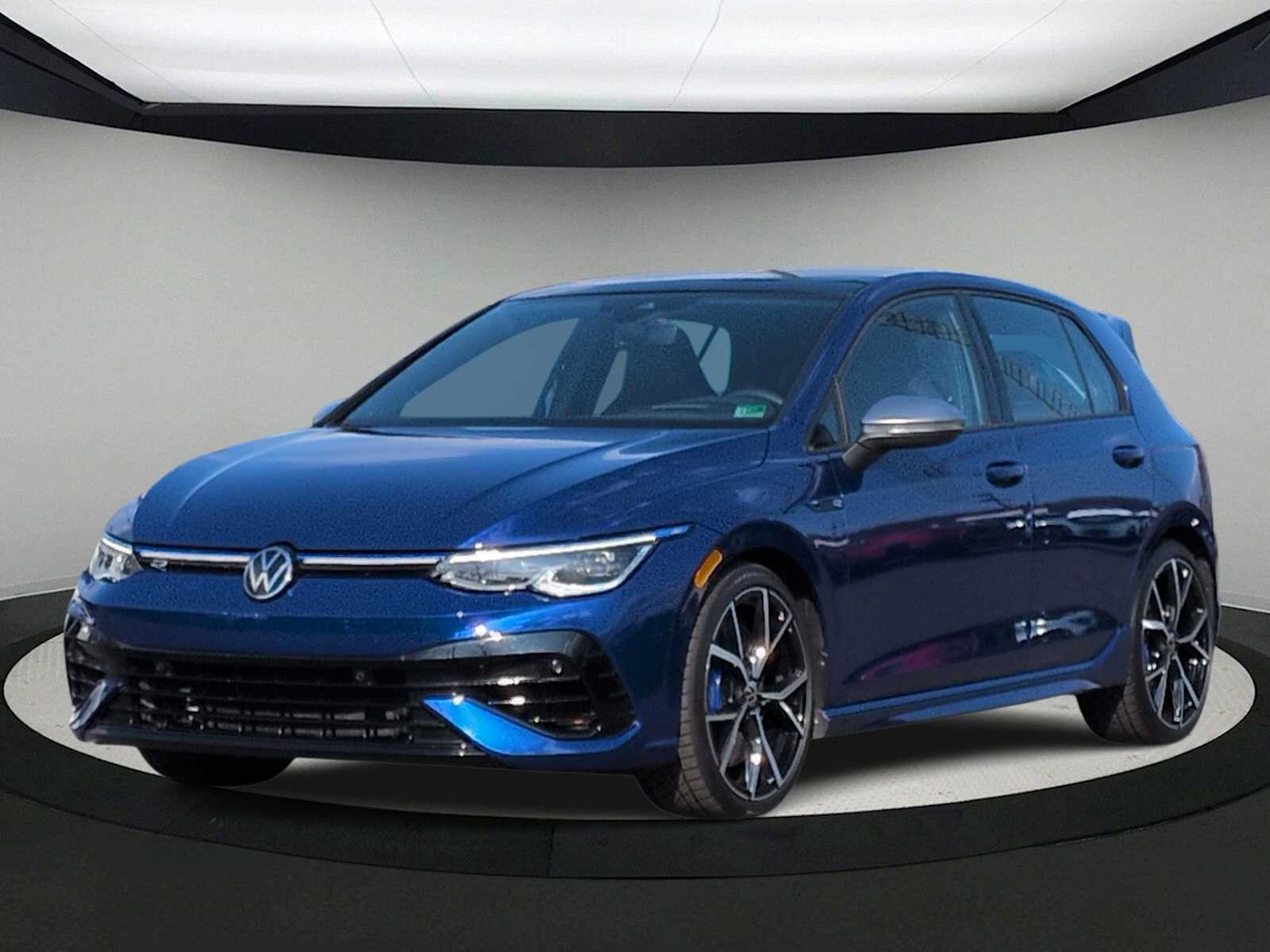 Thumbnail: 2024 Volkswagen Golf - 4