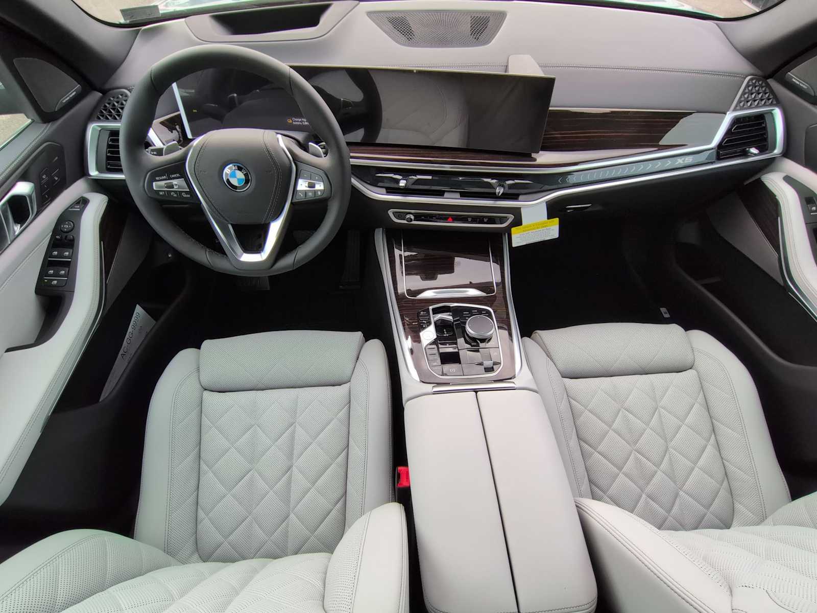 Thumbnail: 2026 BMW X5 - 16