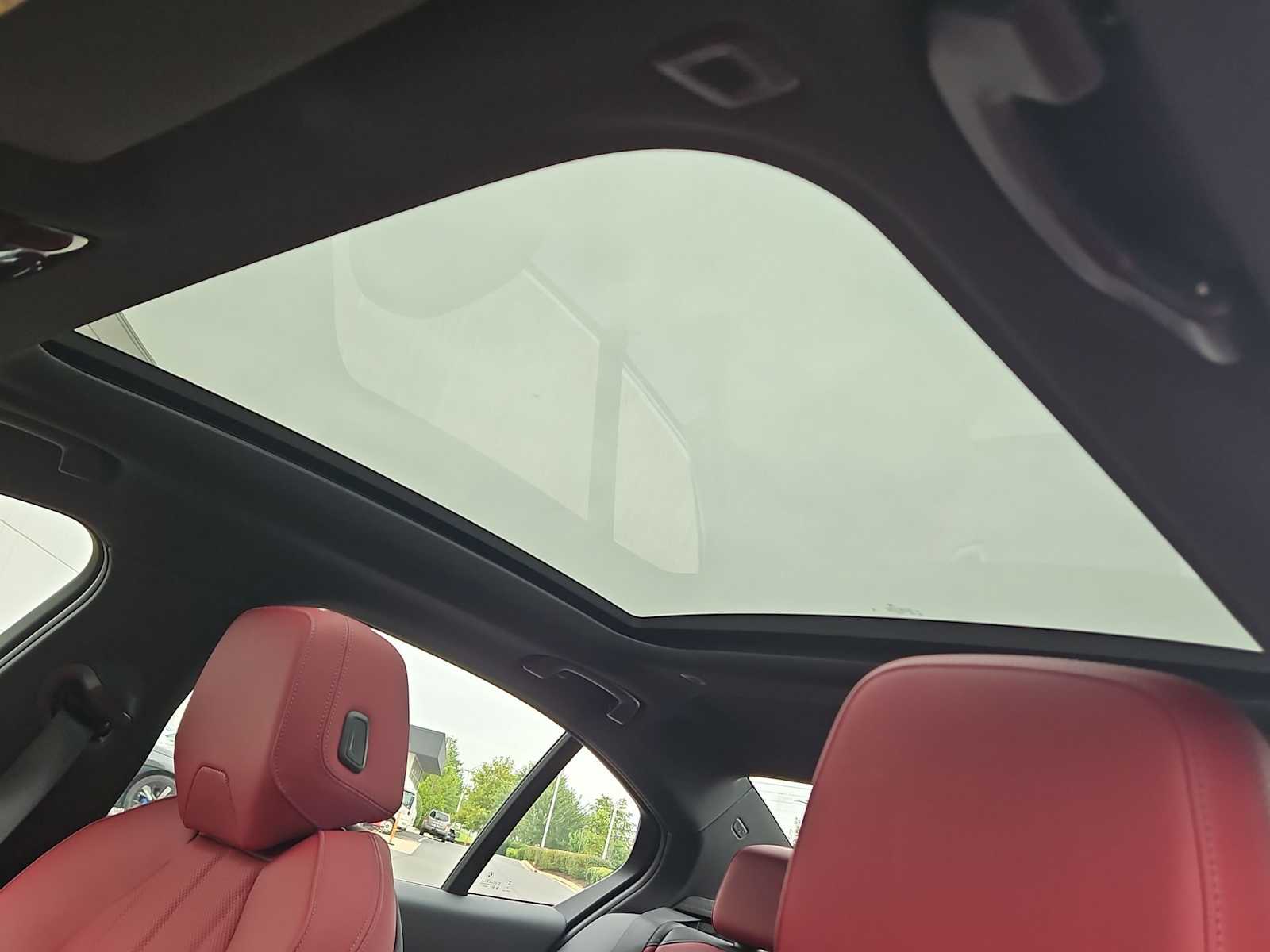 Thumbnail: 2026 BMW 5 Series - 19