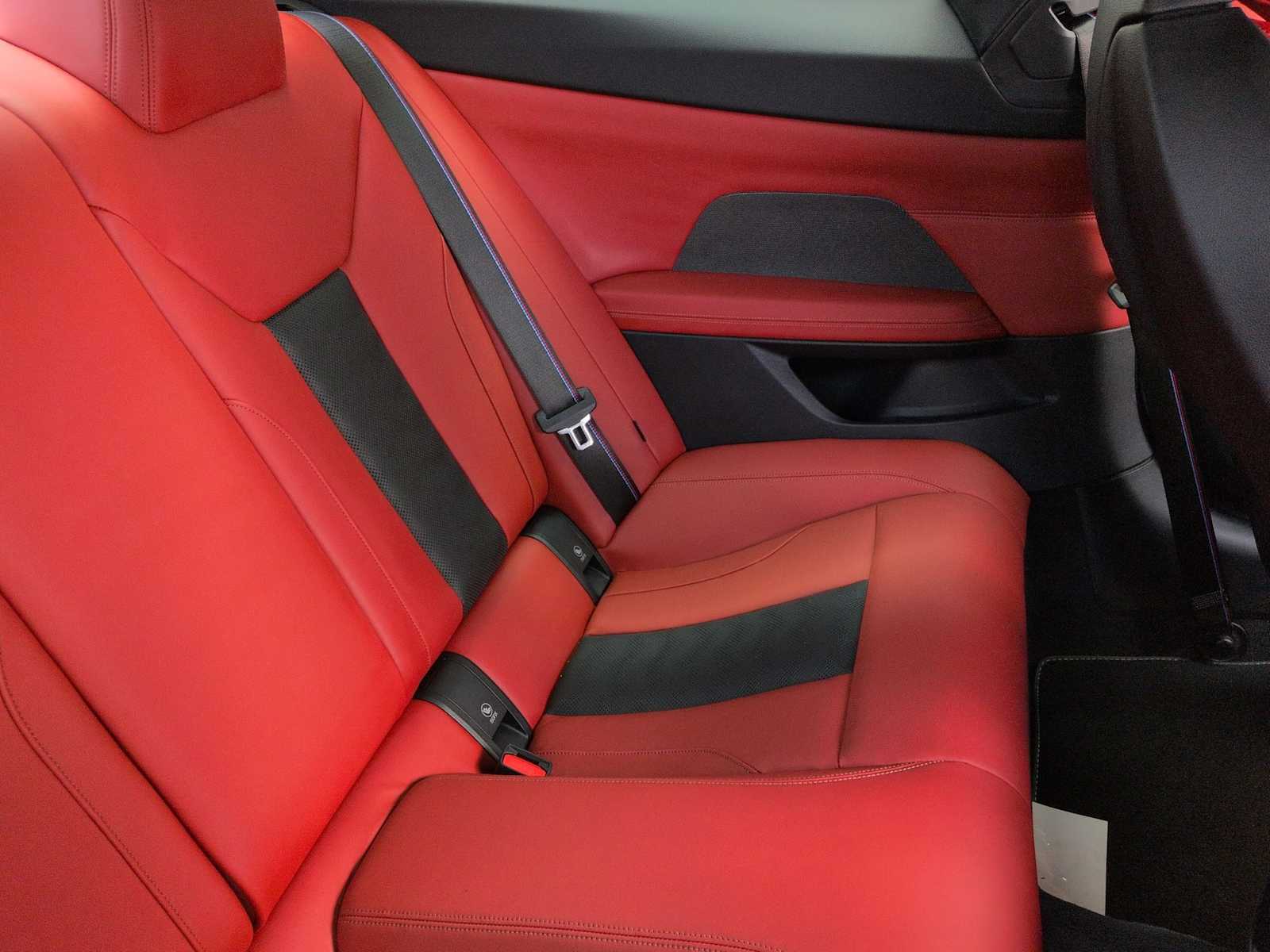 Thumbnail: 2023 BMW M4 - 21