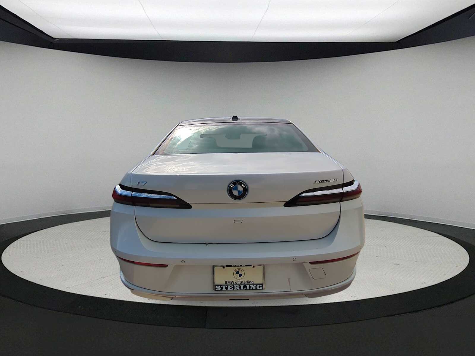Thumbnail: 2024 BMW i7 - 7