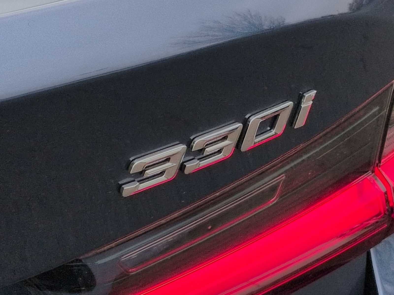 Thumbnail: 2026 BMW 3 Series - 13