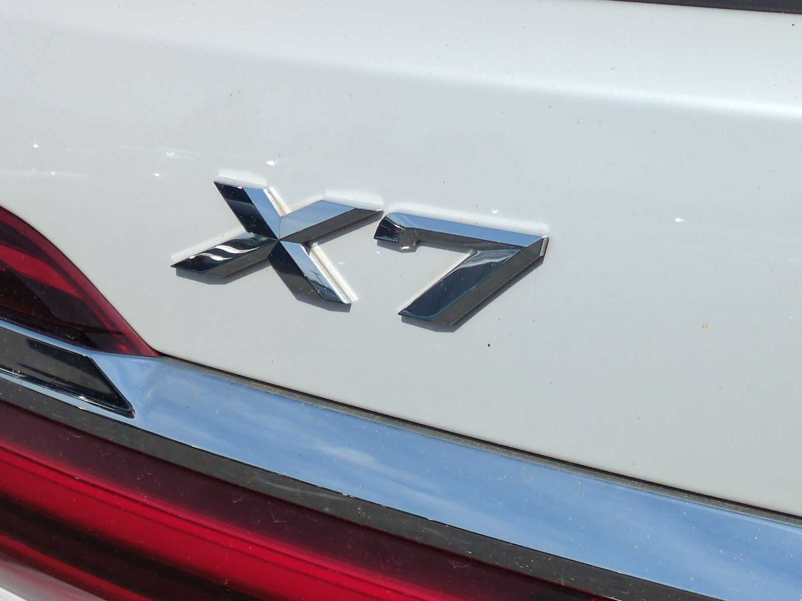 Thumbnail: 2021 BMW X7 - 12