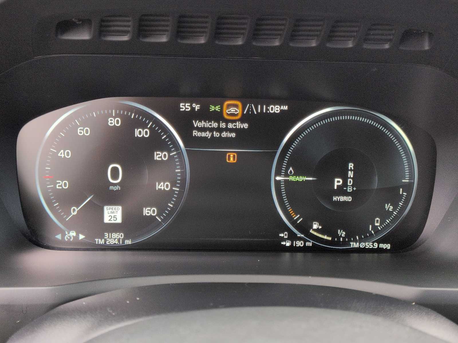 Thumbnail: 2022 Volvo XC90 - 34