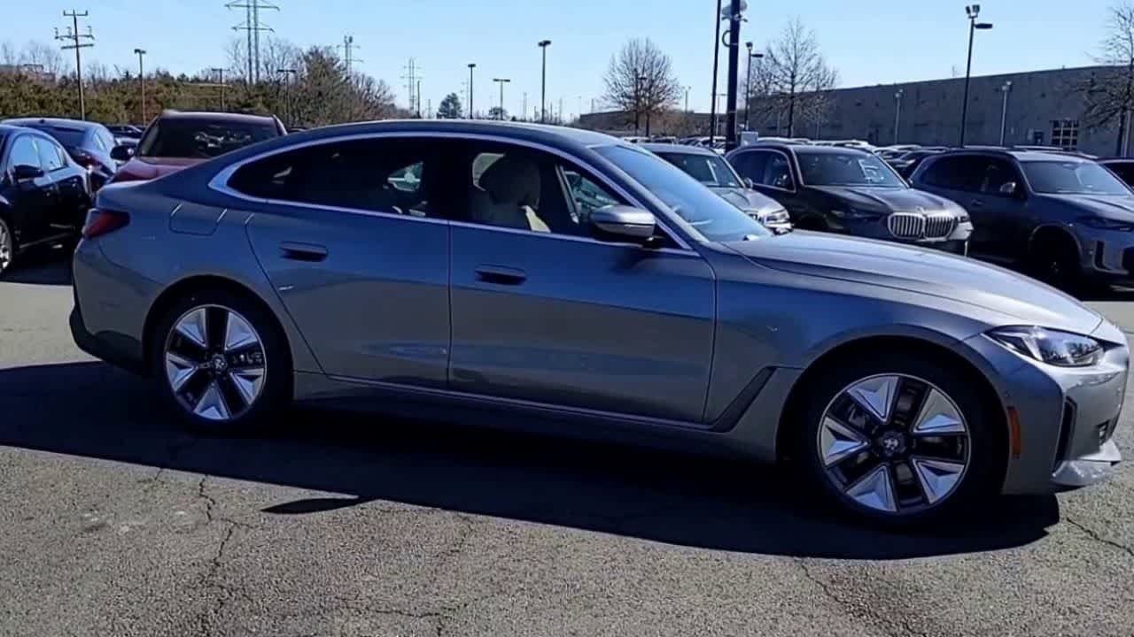 Thumbnail: 2025 BMW i4 - 9