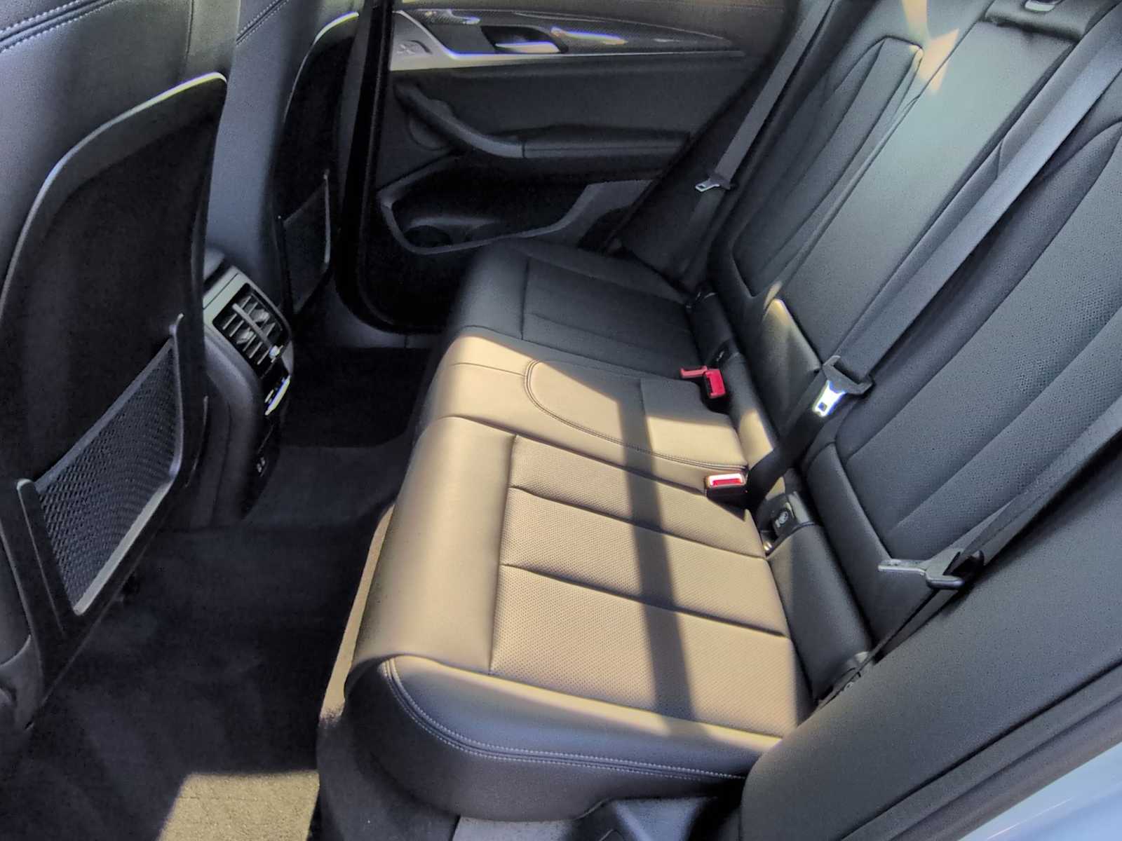 Thumbnail: 2024 BMW X3 - 21