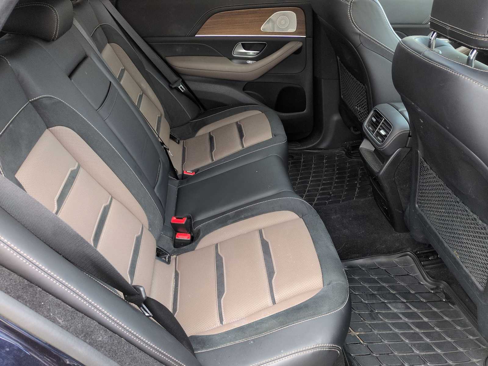 Thumbnail: 2022 Mercedes-Benz GLE - 22