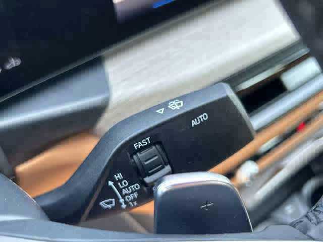 Thumbnail: 2025 BMW 3 Series - 49