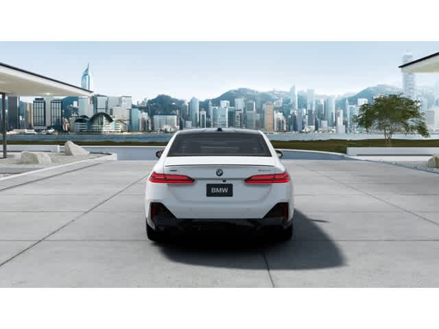 Thumbnail: 2026 BMW 5 Series - 5