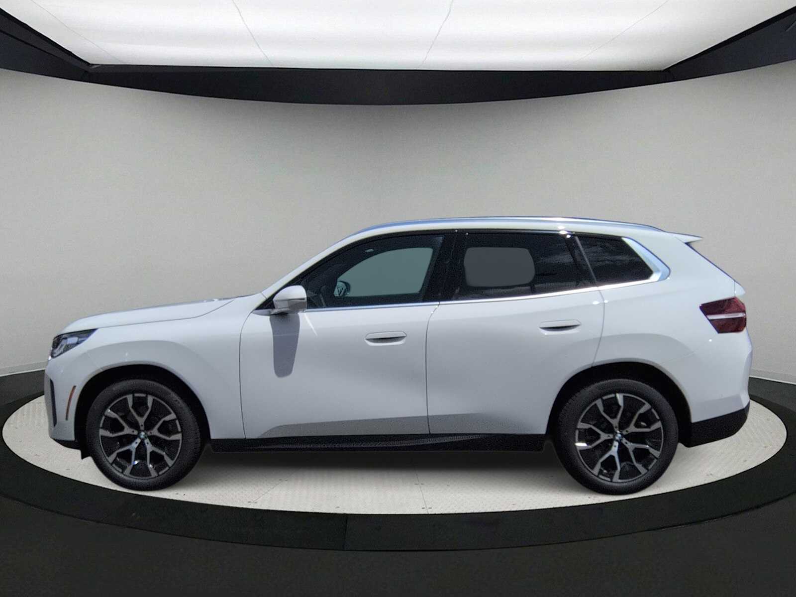 Thumbnail: 2026 BMW X3 - 4