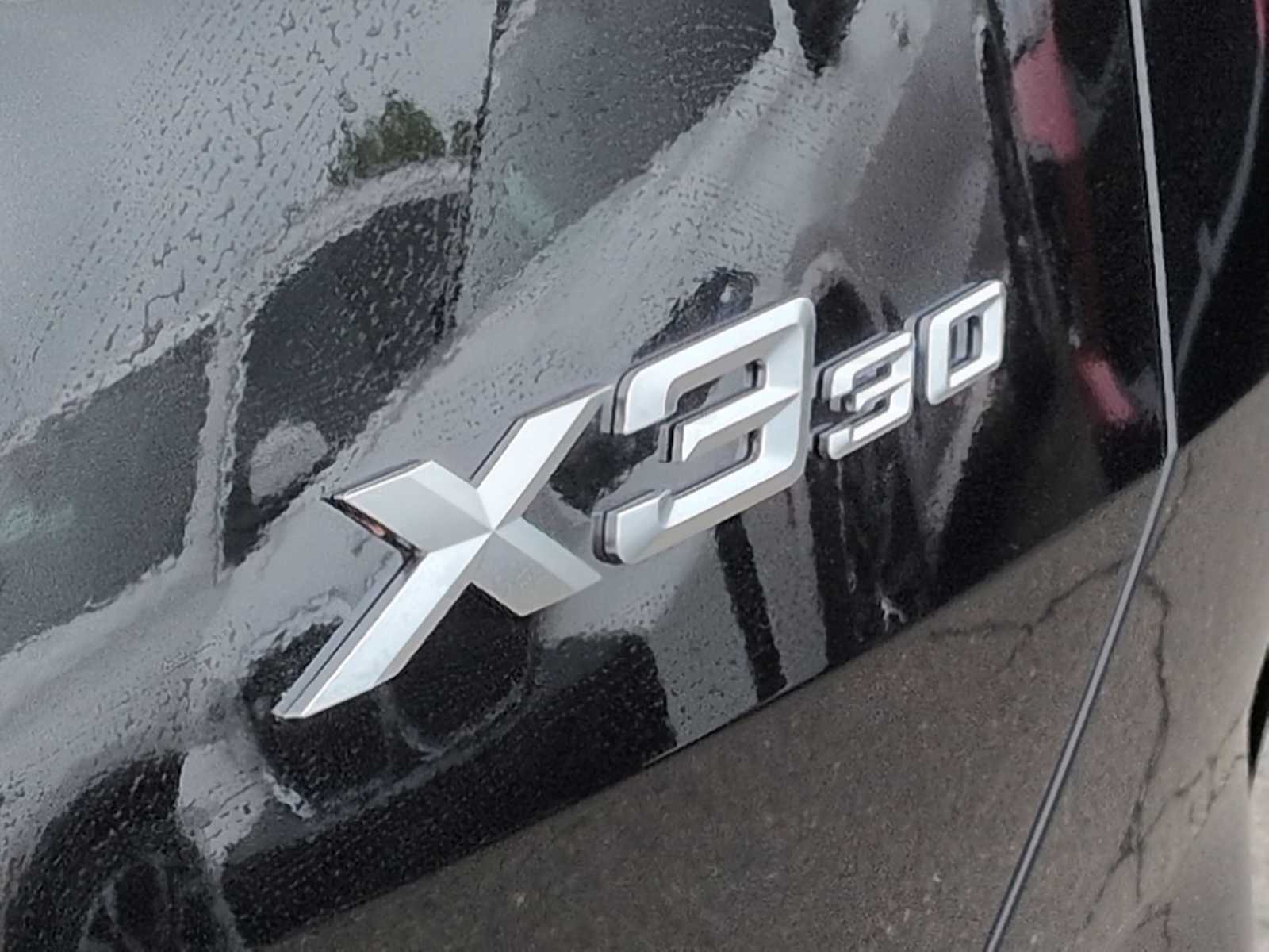 Thumbnail: 2026 BMW X3 - 13