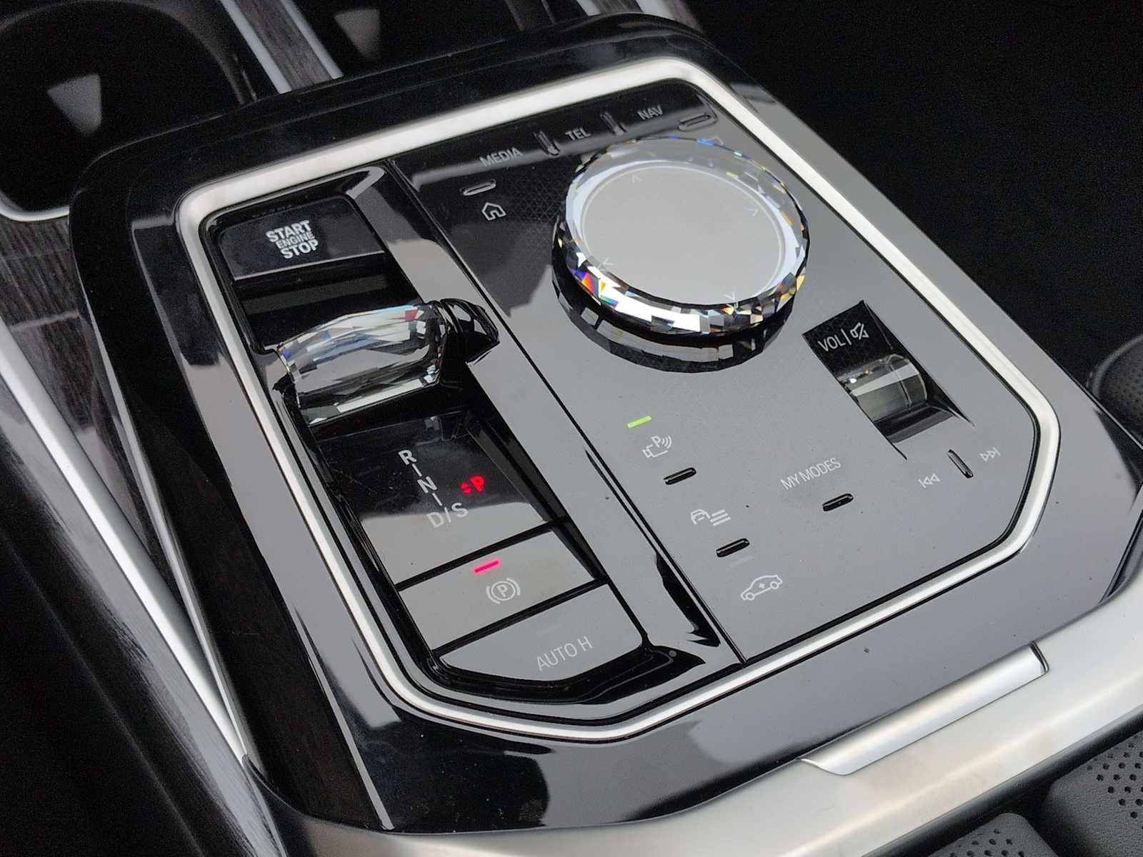 Thumbnail: 2026 BMW 7 Series - 34