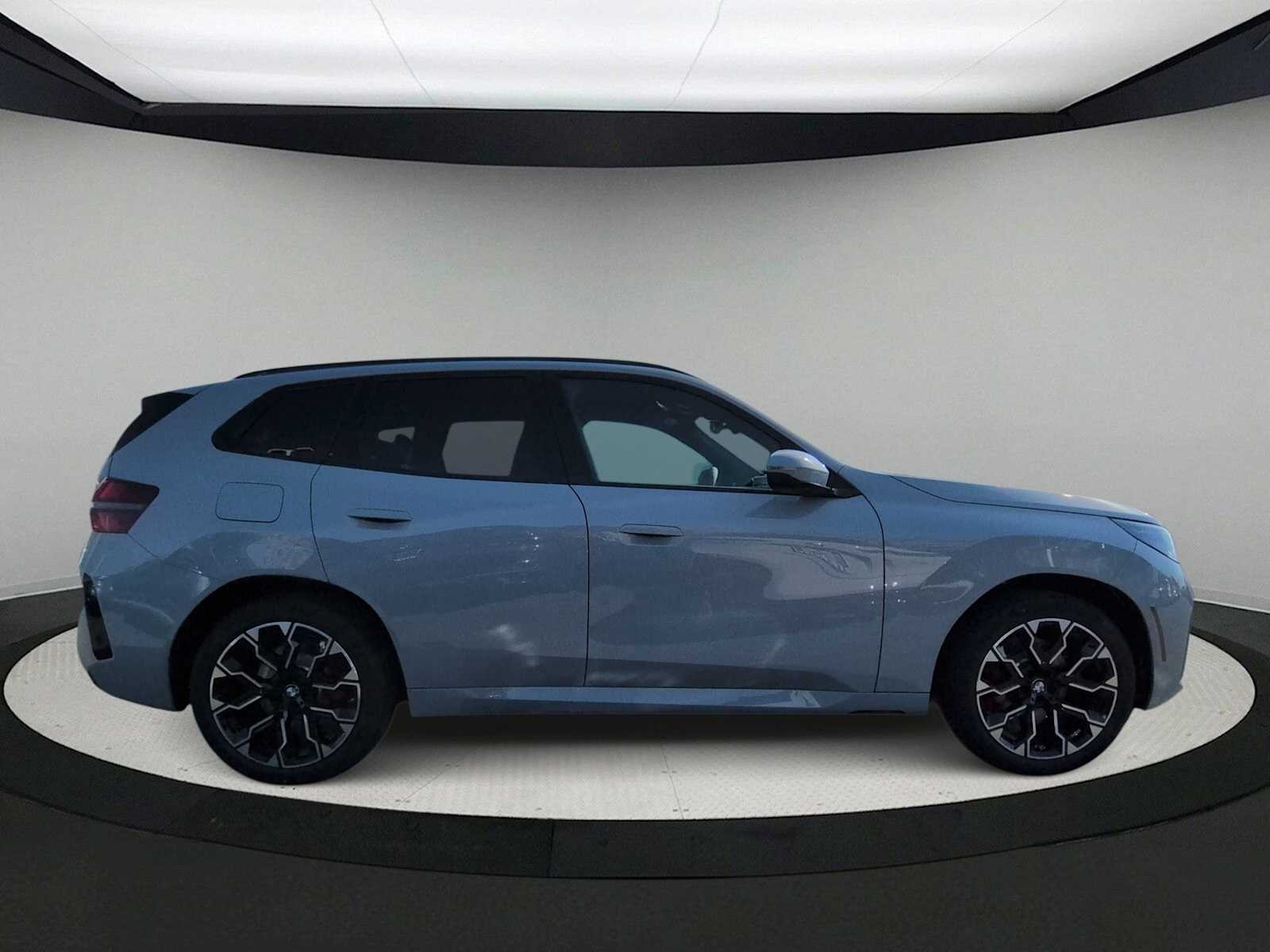 Thumbnail: 2026 BMW X3 - 9