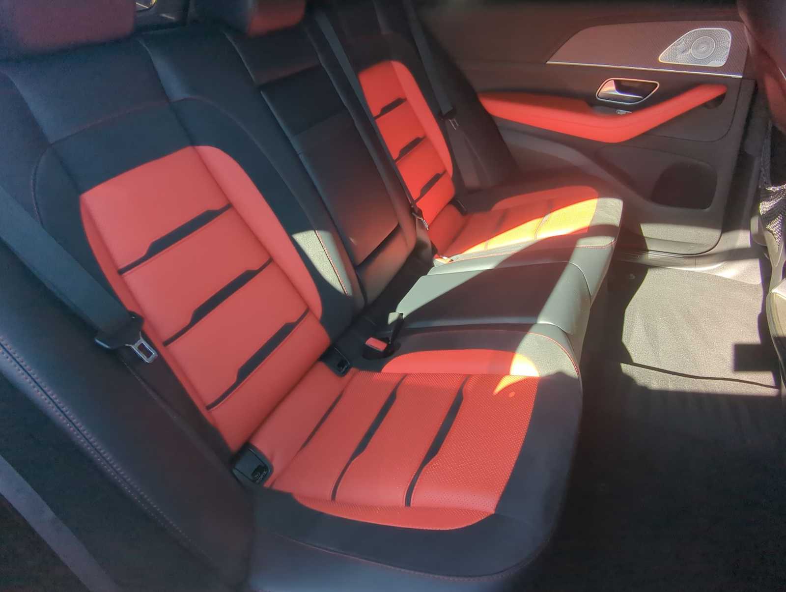 Thumbnail: 2023 Mercedes-Benz GL-Class - 21