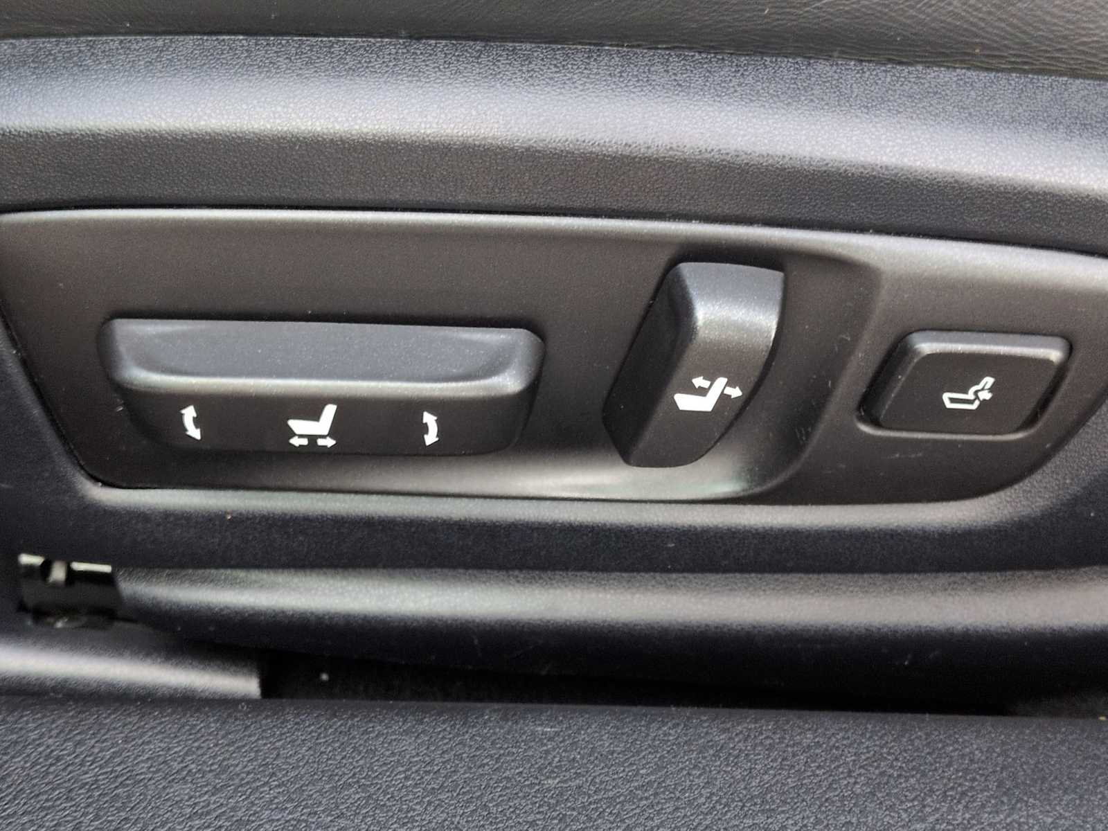 Thumbnail: 2014 Lexus GS - 18