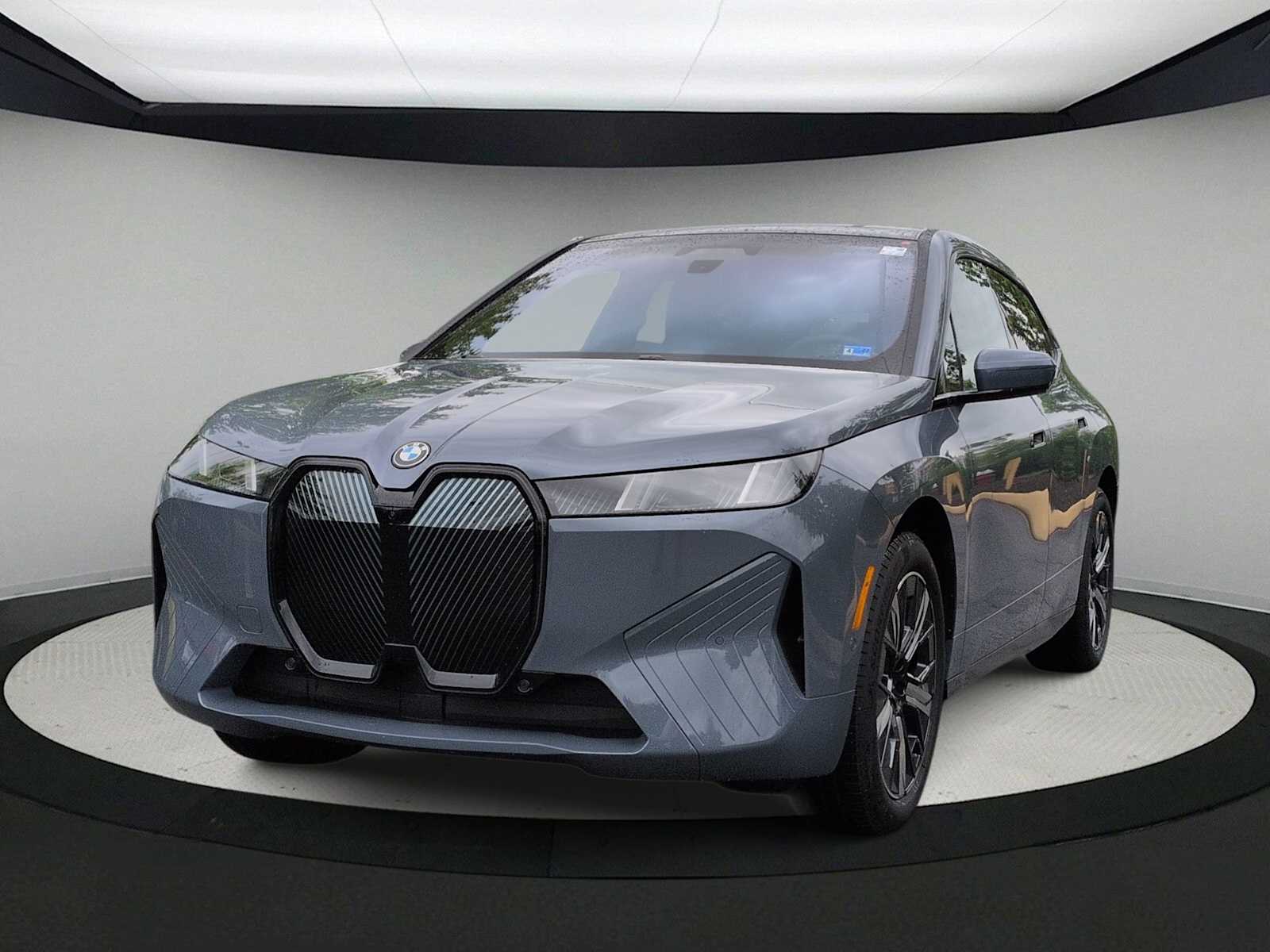 Thumbnail: 2026 BMW iX - 4