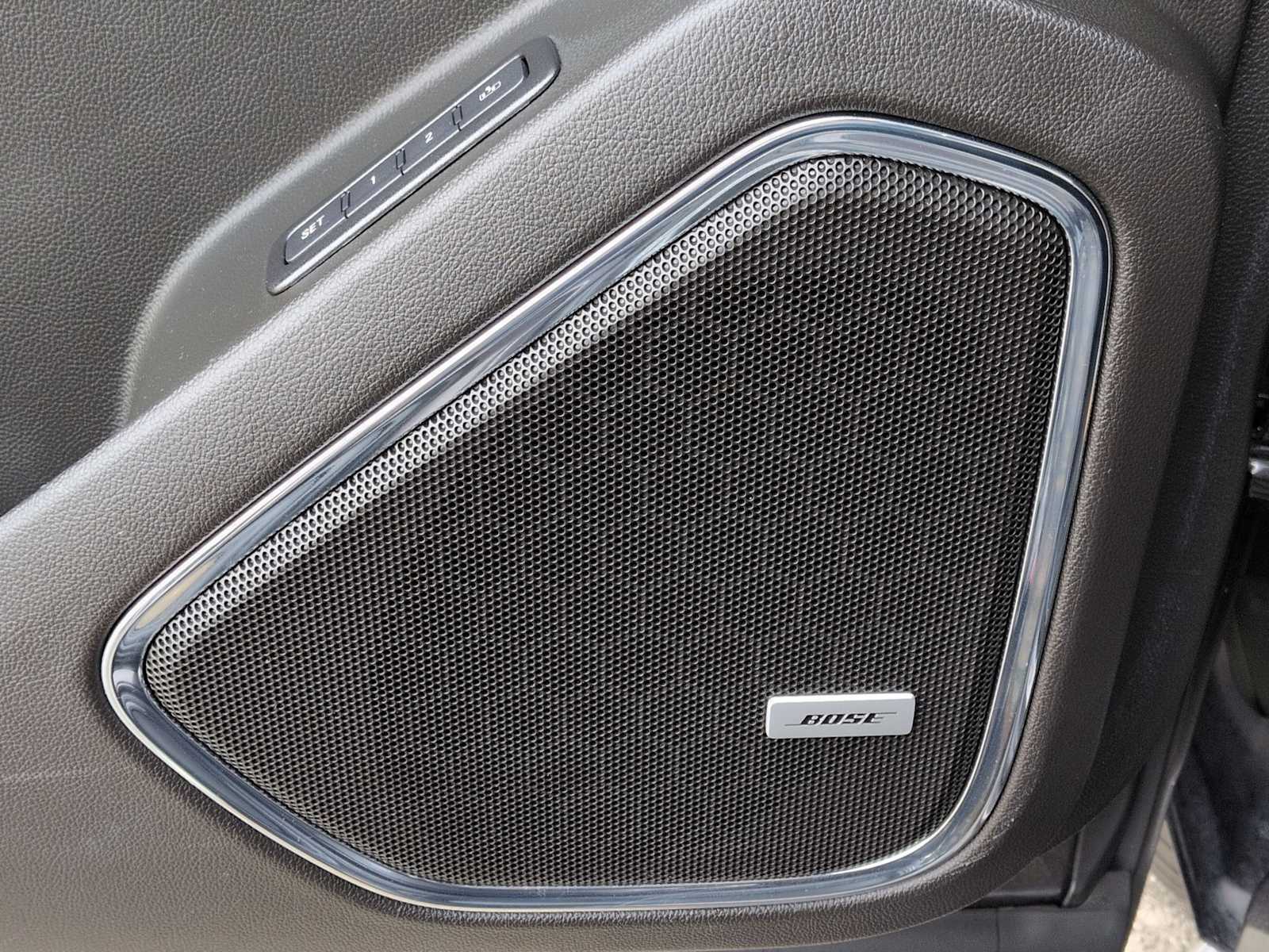 Thumbnail: 2018 Chevrolet Tahoe - 33