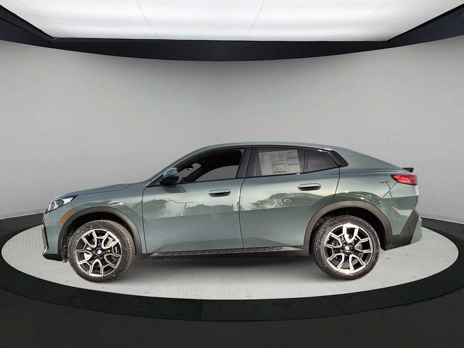 Thumbnail: 2026 BMW X2 - 5