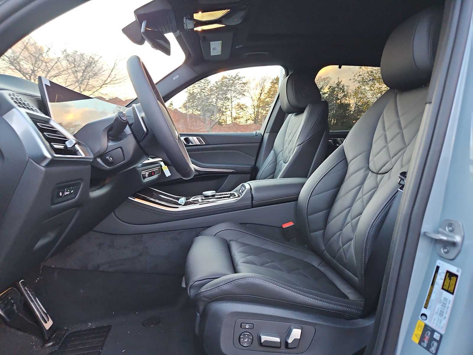 Thumbnail: 2026 BMW X5 - 17