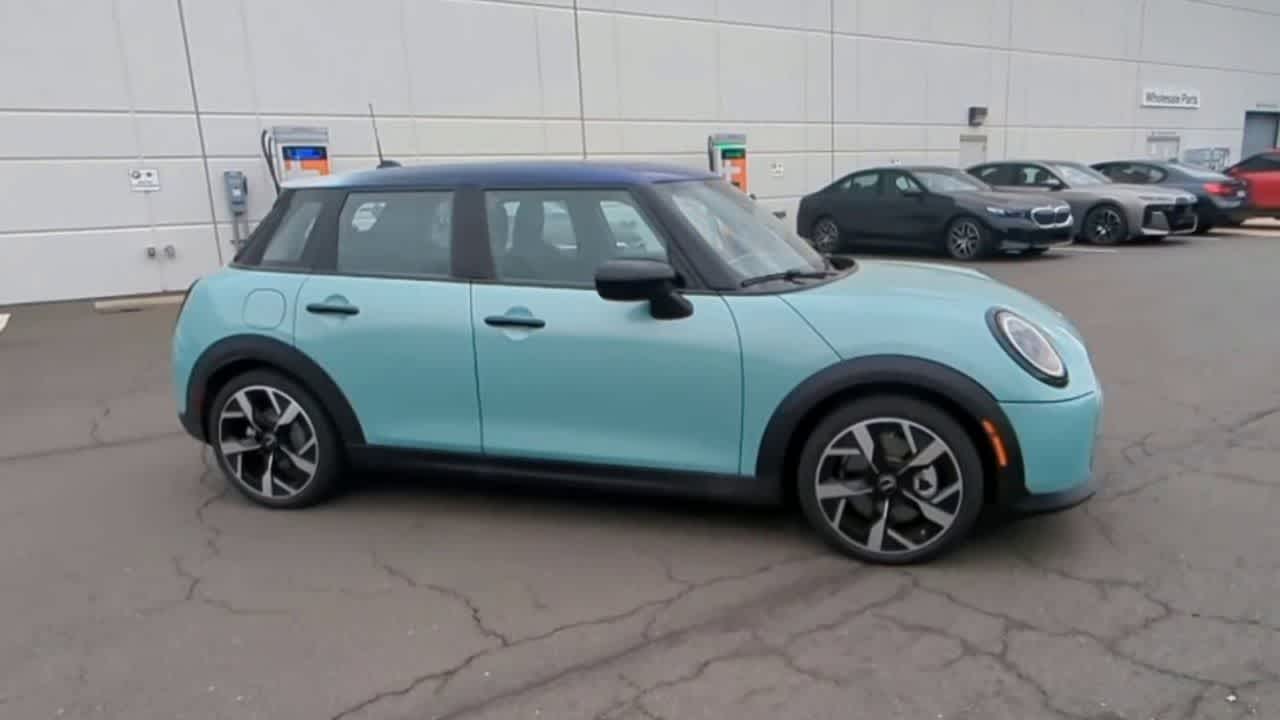 Thumbnail: 2025 MINI Cooper Hardtop - 3