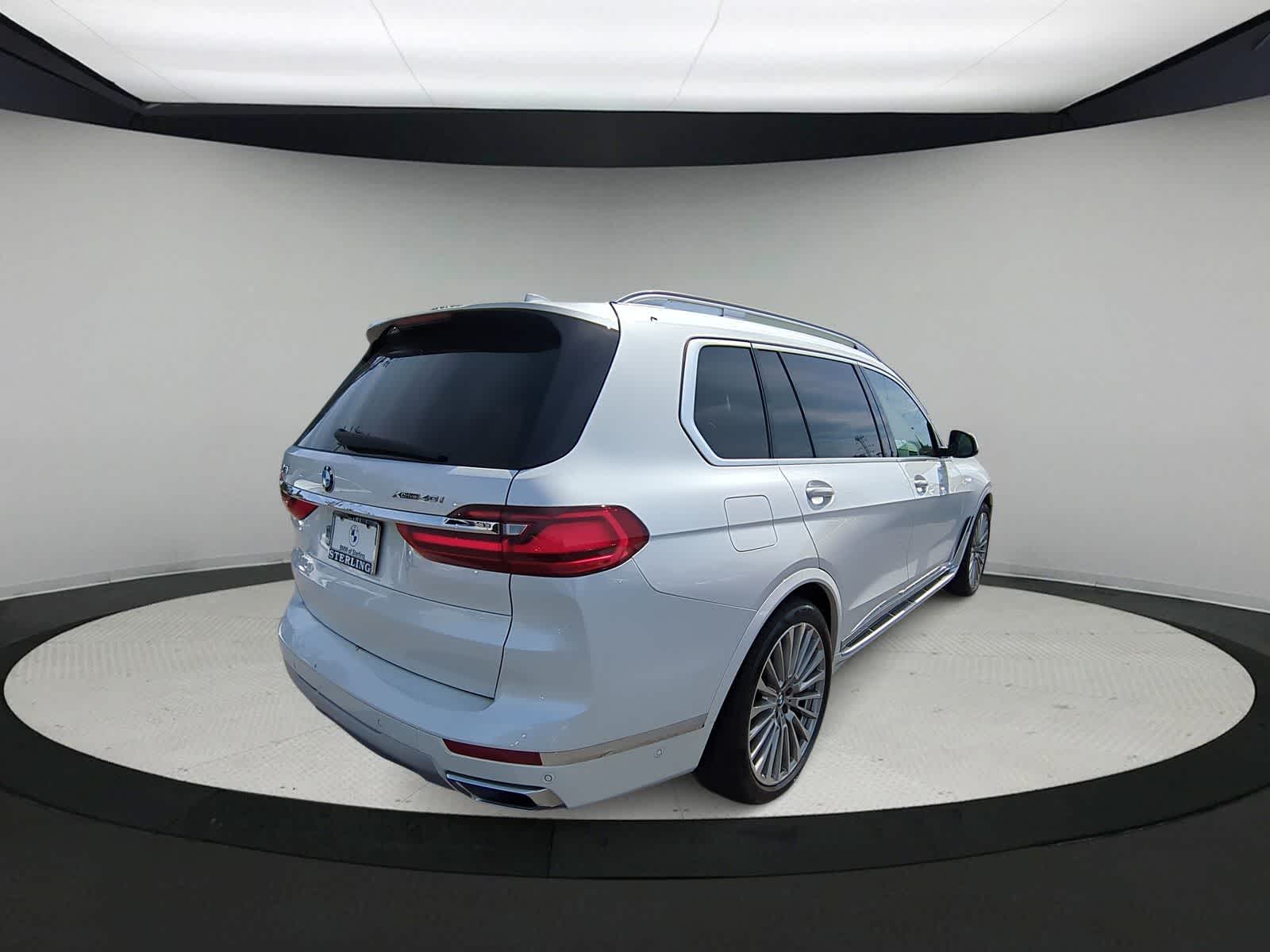 Thumbnail: 2021 BMW X7 - 8
