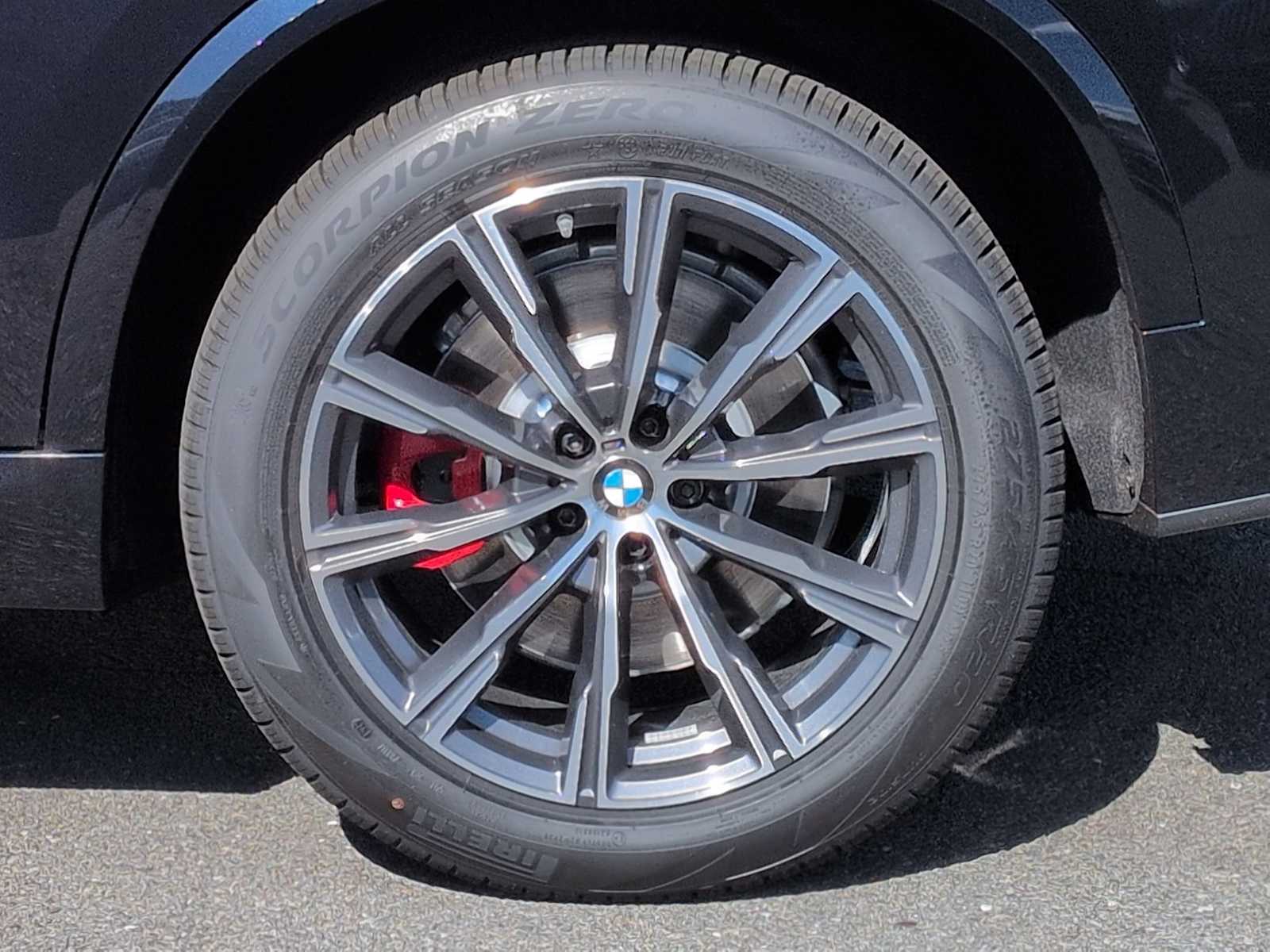 Thumbnail: 2026 BMW X5 - 14