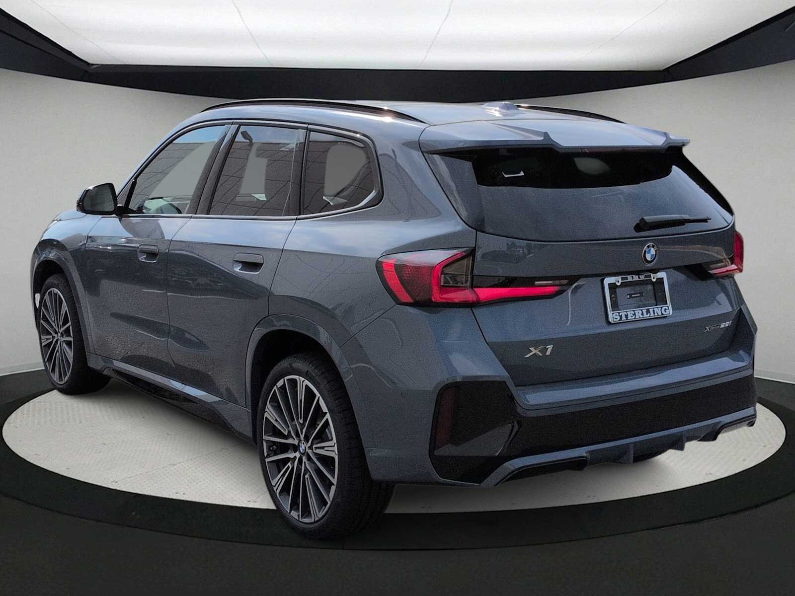 Thumbnail: 2026 BMW X1 - 6