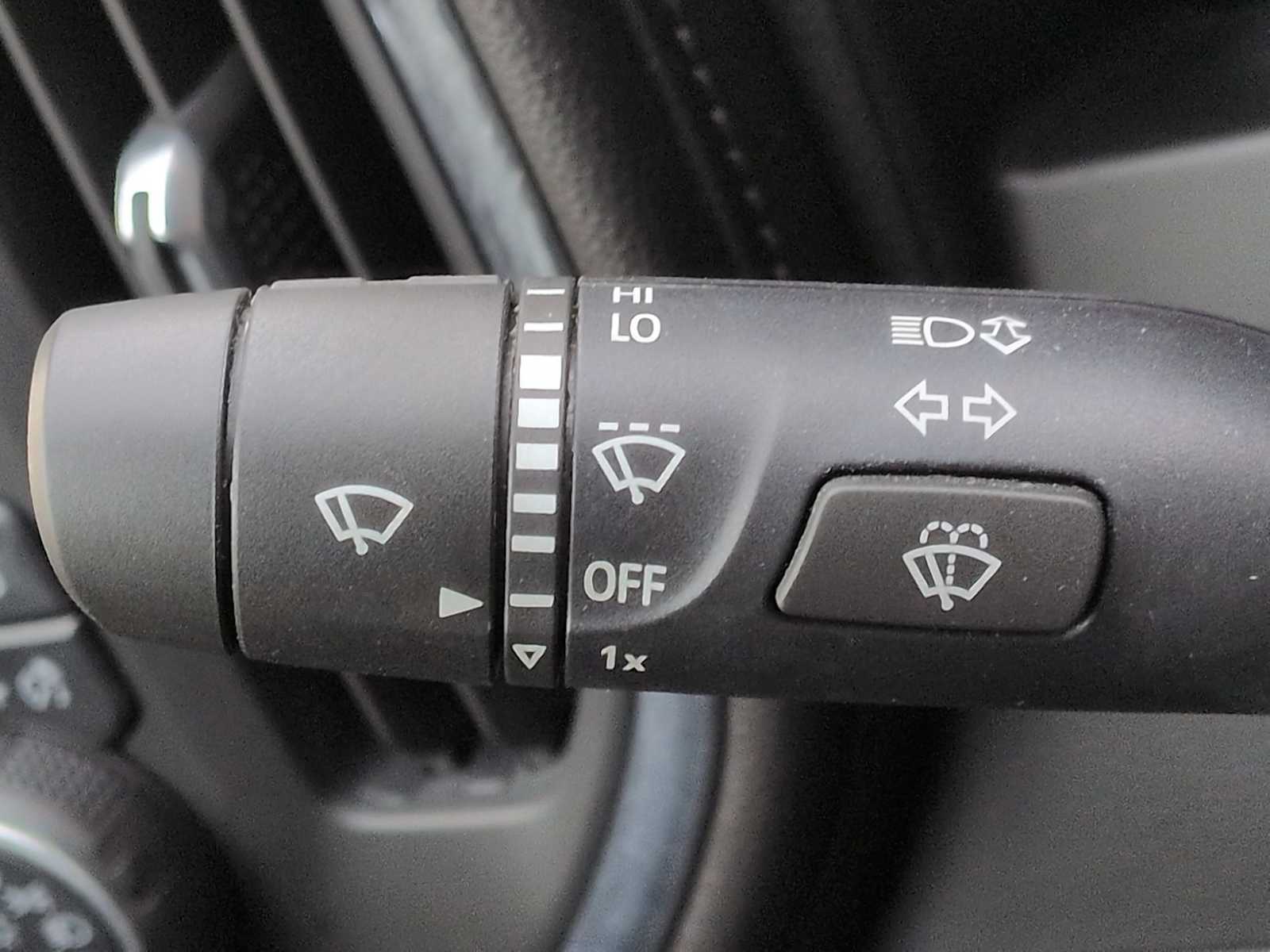 Thumbnail: 2021 Chevrolet Silverado 1500 - 27