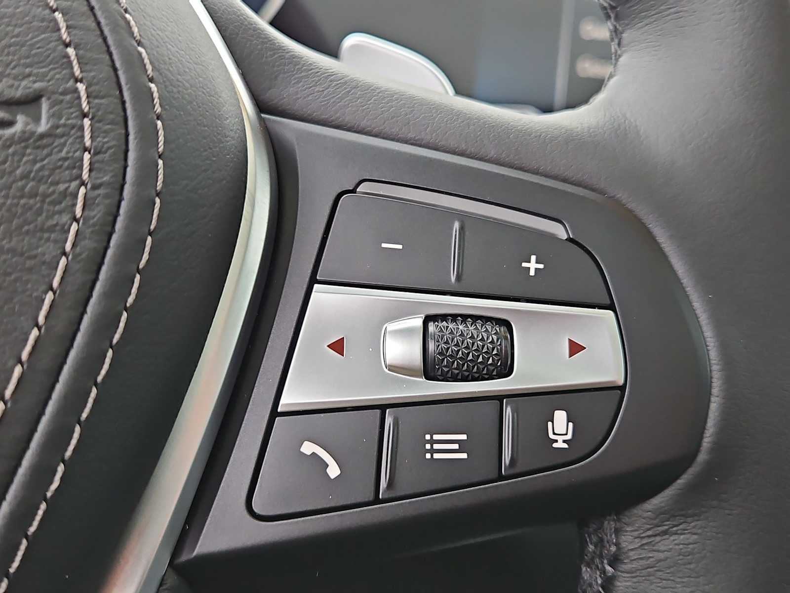 Thumbnail: 2026 BMW X5 - 20