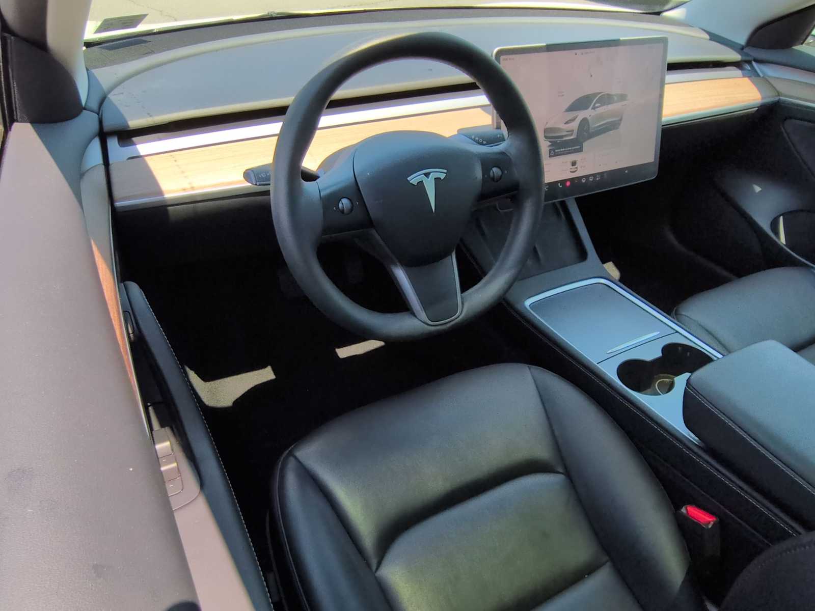 Thumbnail: 2023 Tesla Model 3 - 10