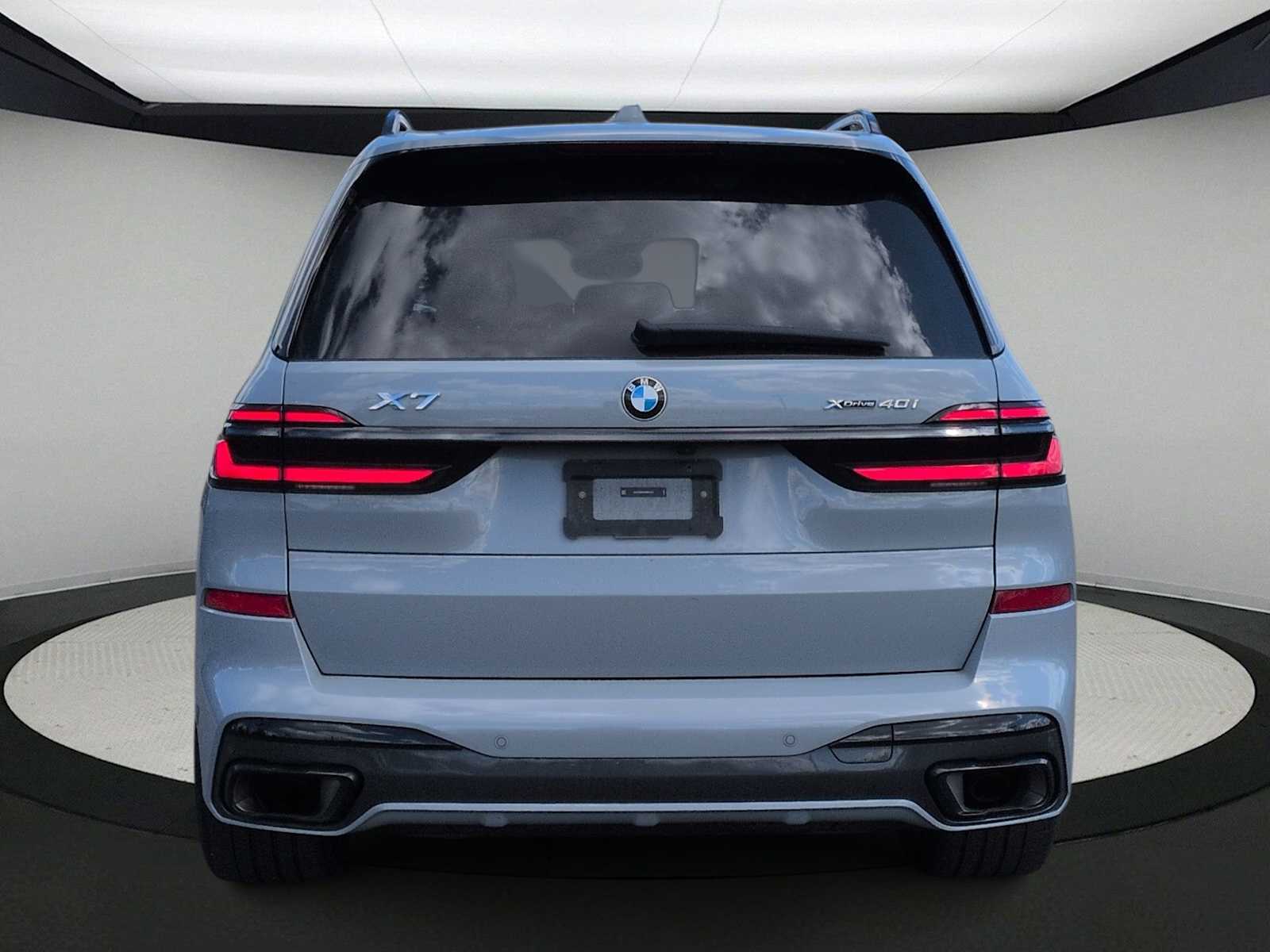 Thumbnail: 2025 BMW X7 - 7