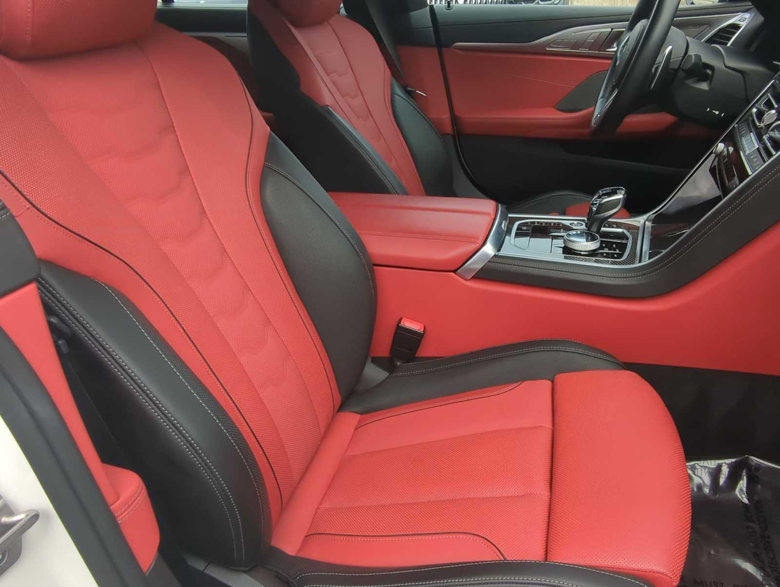 Thumbnail: 2023 BMW 8 Series - 21