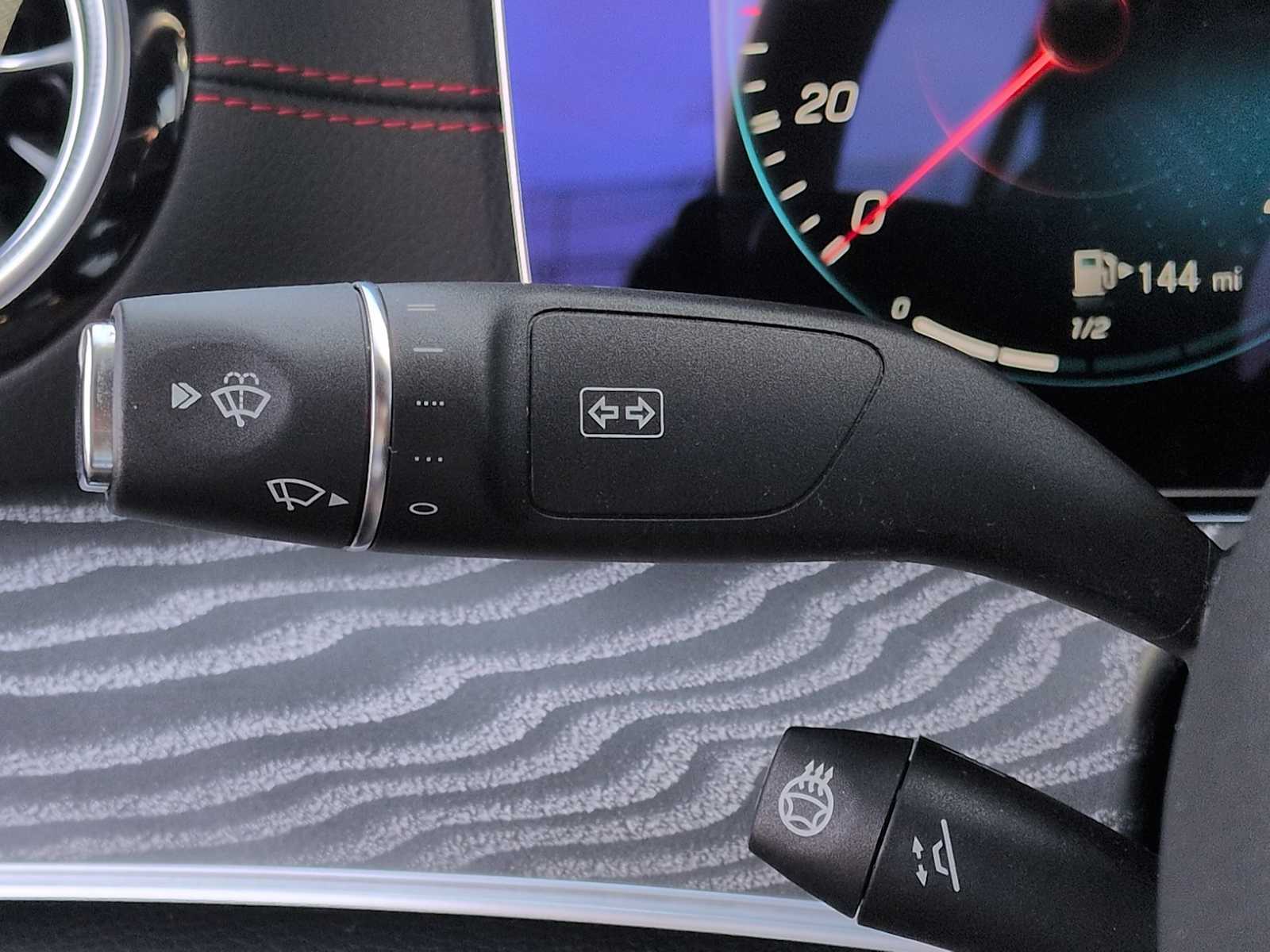 Thumbnail: 2023 Mercedes-Benz E-Class - 25