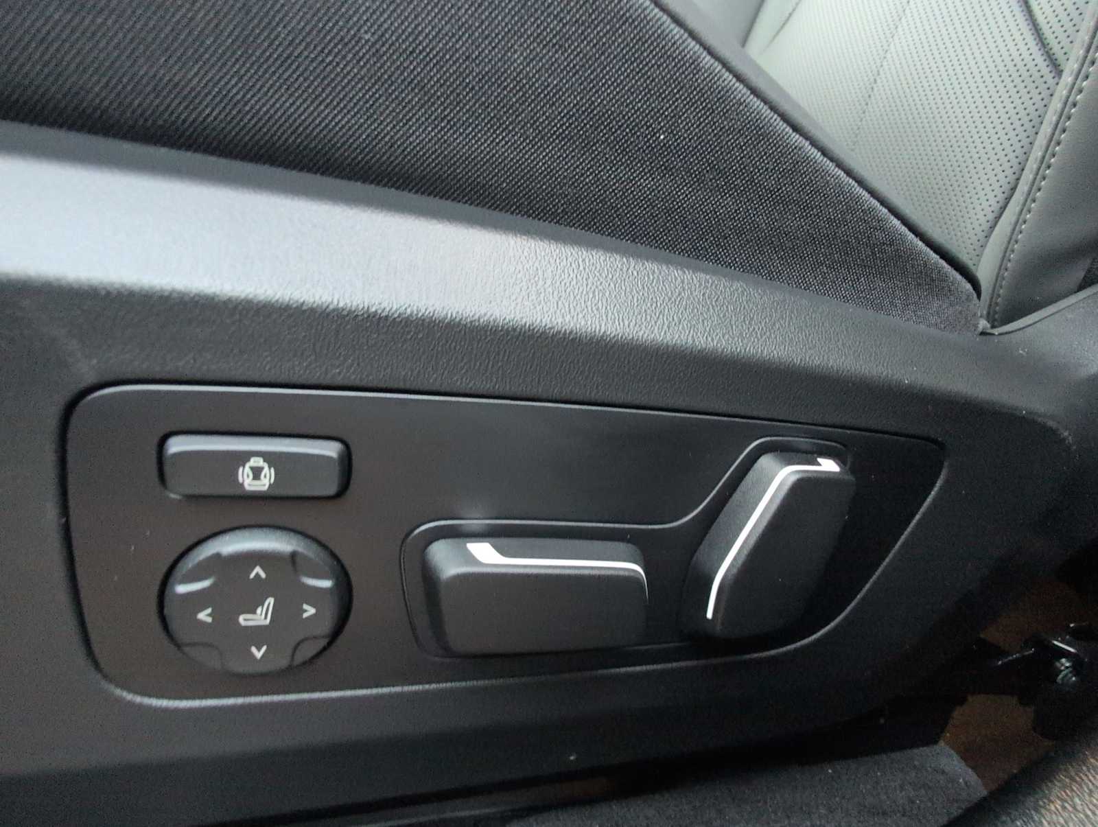 Thumbnail: 2026 BMW X3 - 17