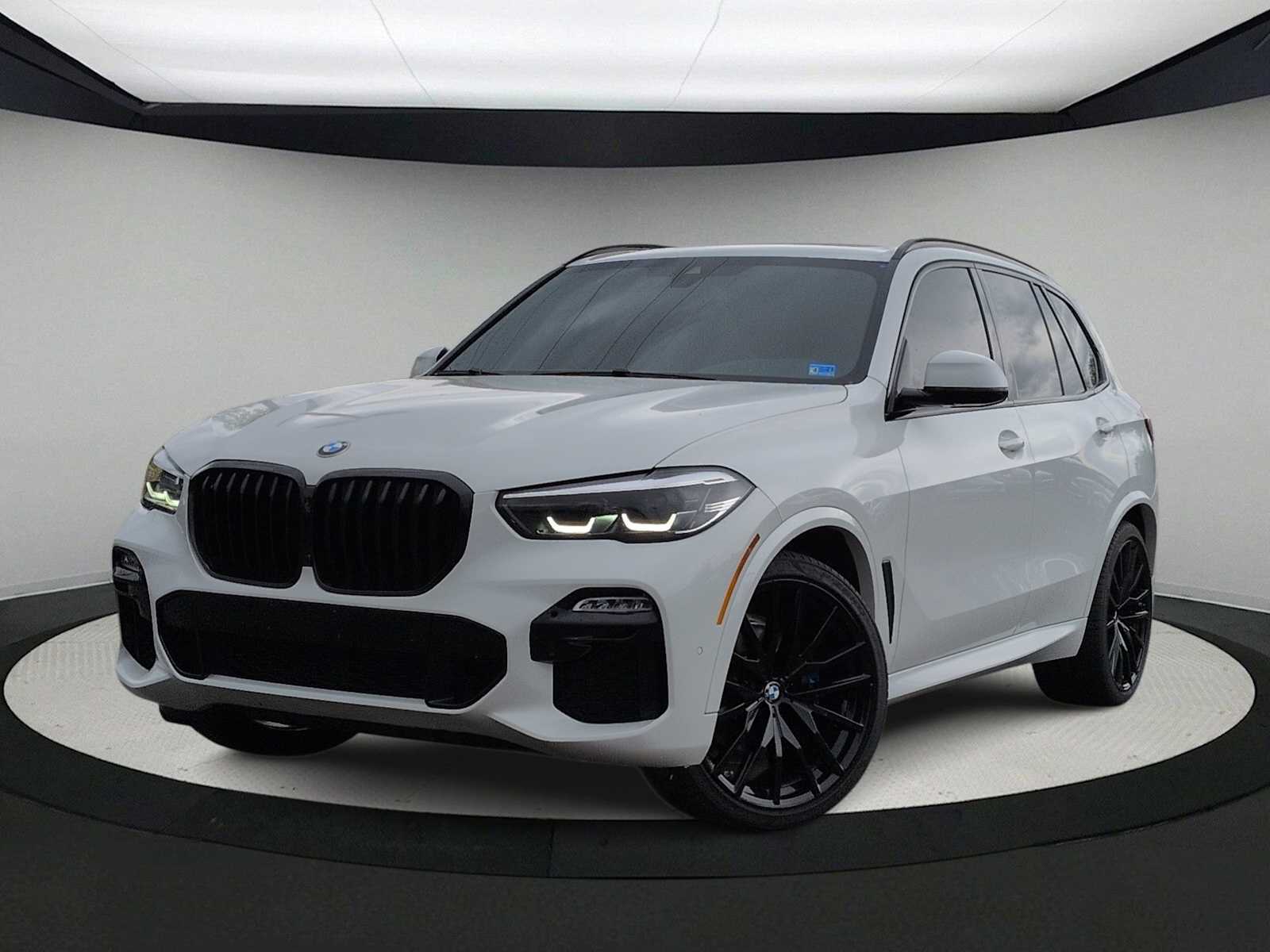 Thumbnail: 2021 BMW X5 - 1
