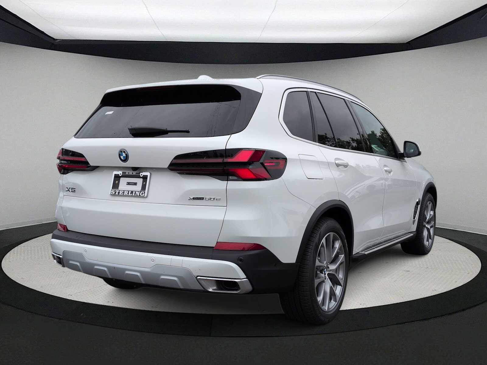 Thumbnail: 2026 BMW X5 - 8