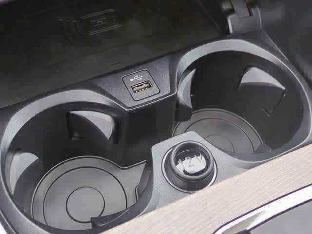 Thumbnail: 2025 BMW 3 Series - 21