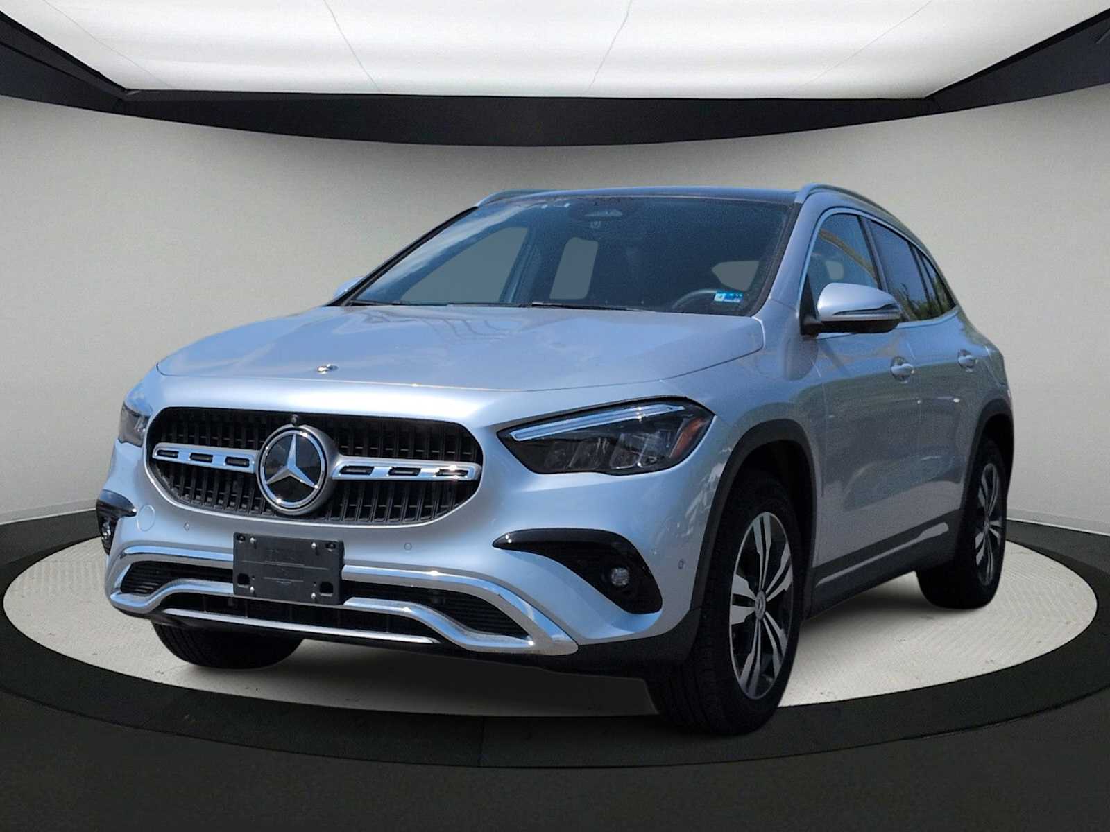Thumbnail: 2026 Mercedes-Benz GLA - 4