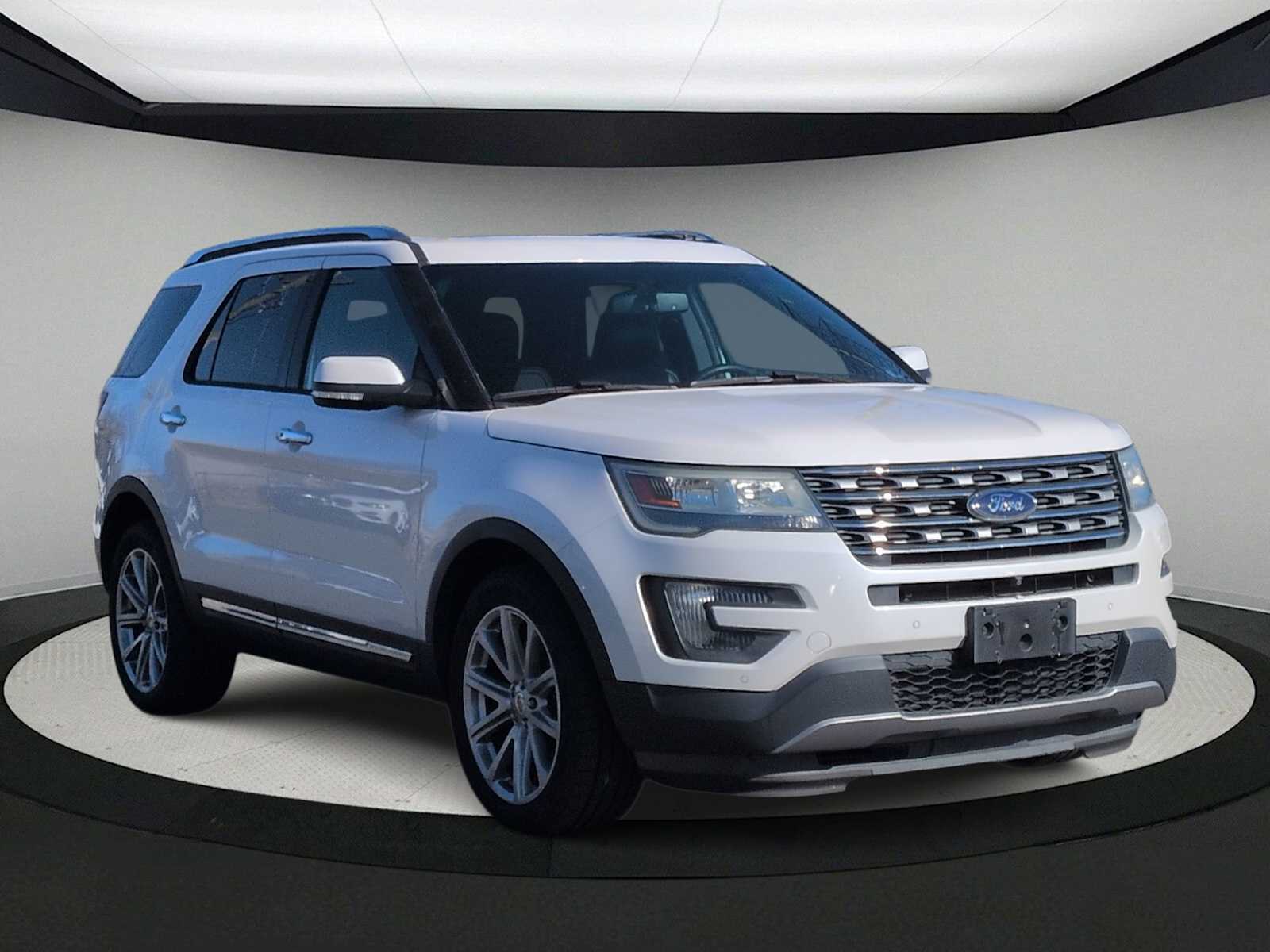Thumbnail: 2016 Ford Explorer - 2